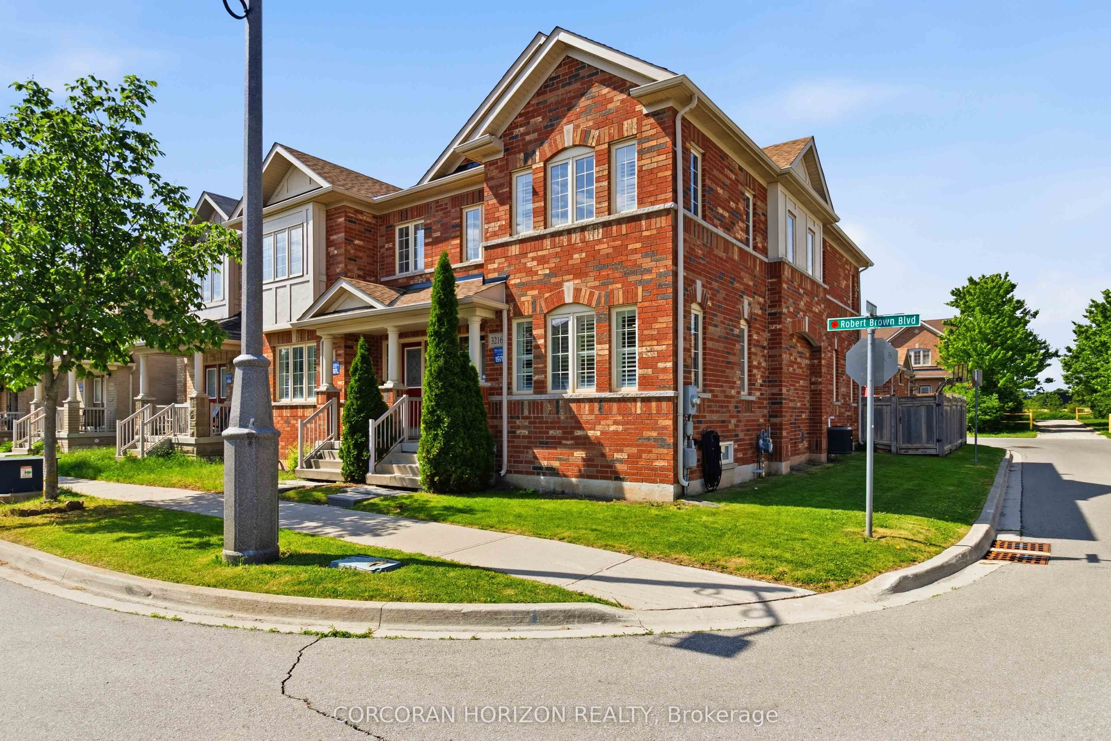 3216 Robert Brown Boulevard, Oakville, ON L6M 0P2 photo 2
