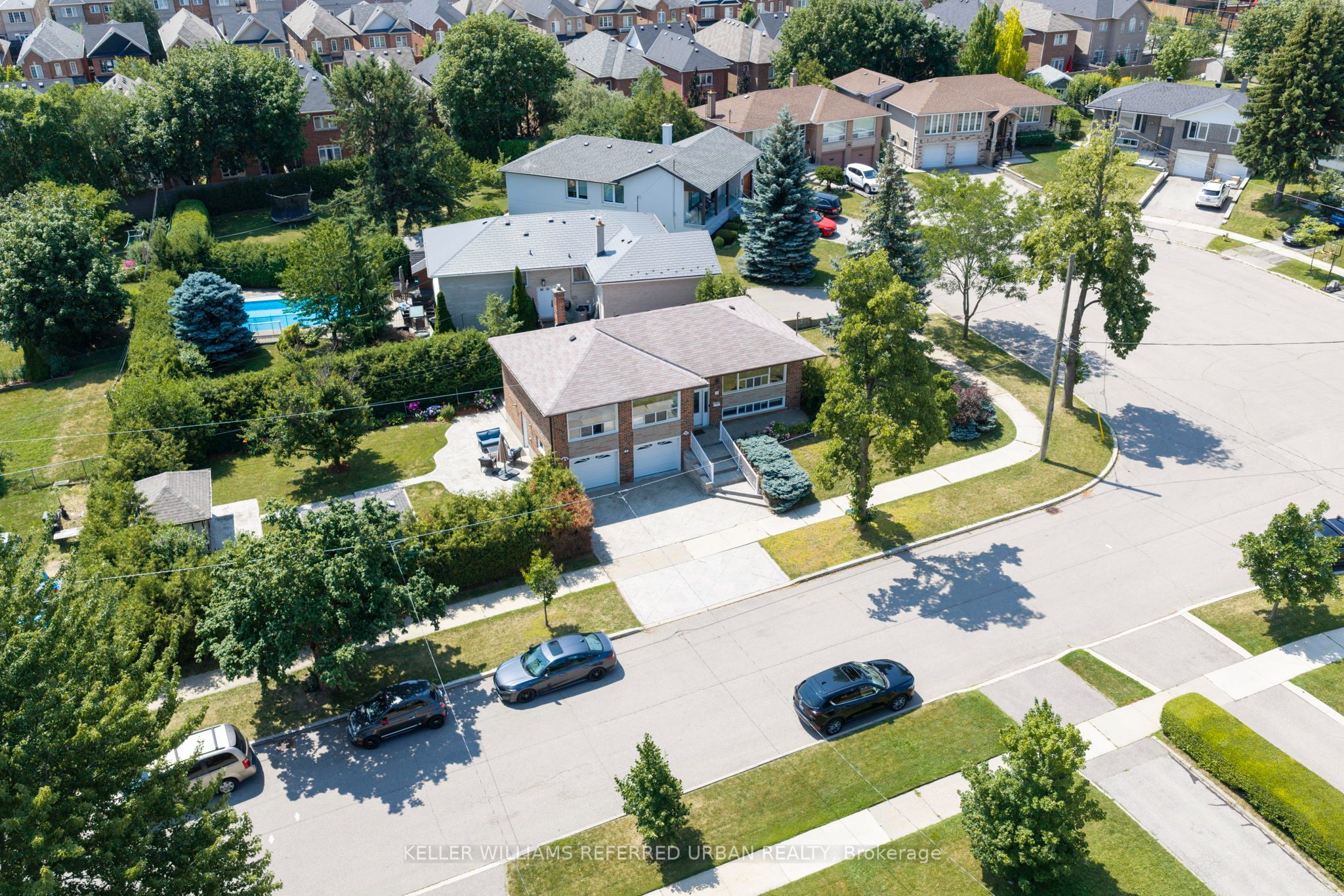 3 Brancaster Court, Toronto, ON M9C 4E4 photo 4