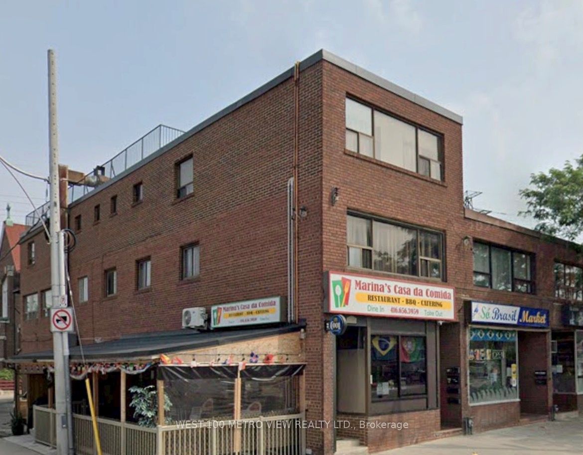 1686 St Clair Avenue W 3A, Toronto, ON M6G 1C6