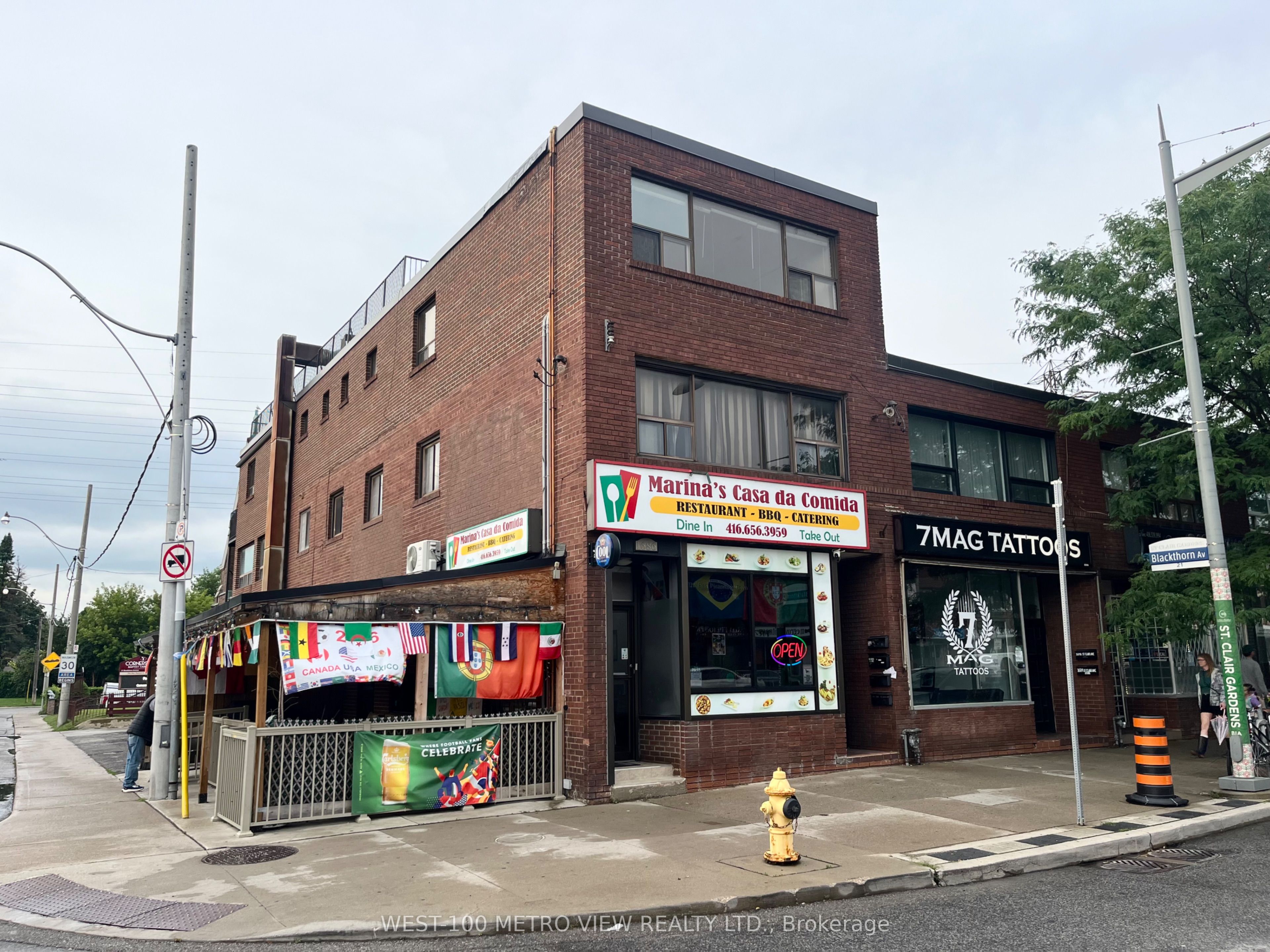 1686 St Clair Avenue W 3A, Toronto, ON M6G 1C6 photo 3