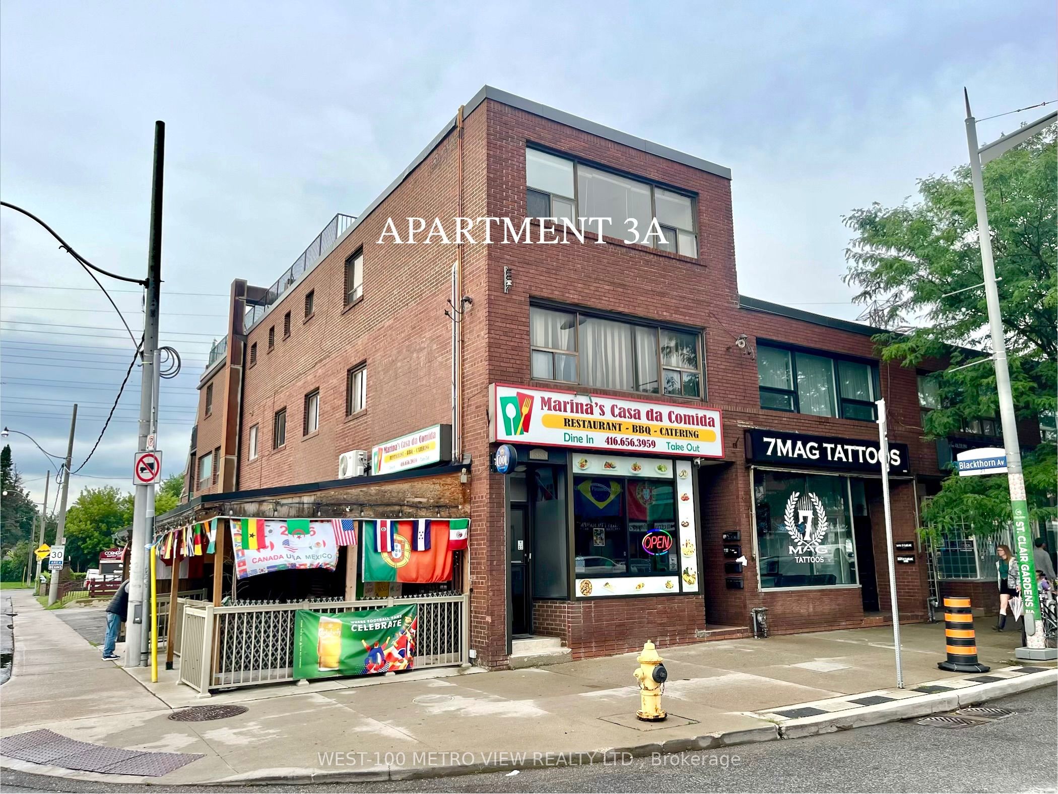 1686 St Clair Avenue W 3A, Toronto, ON M6G 1C6 photo 4