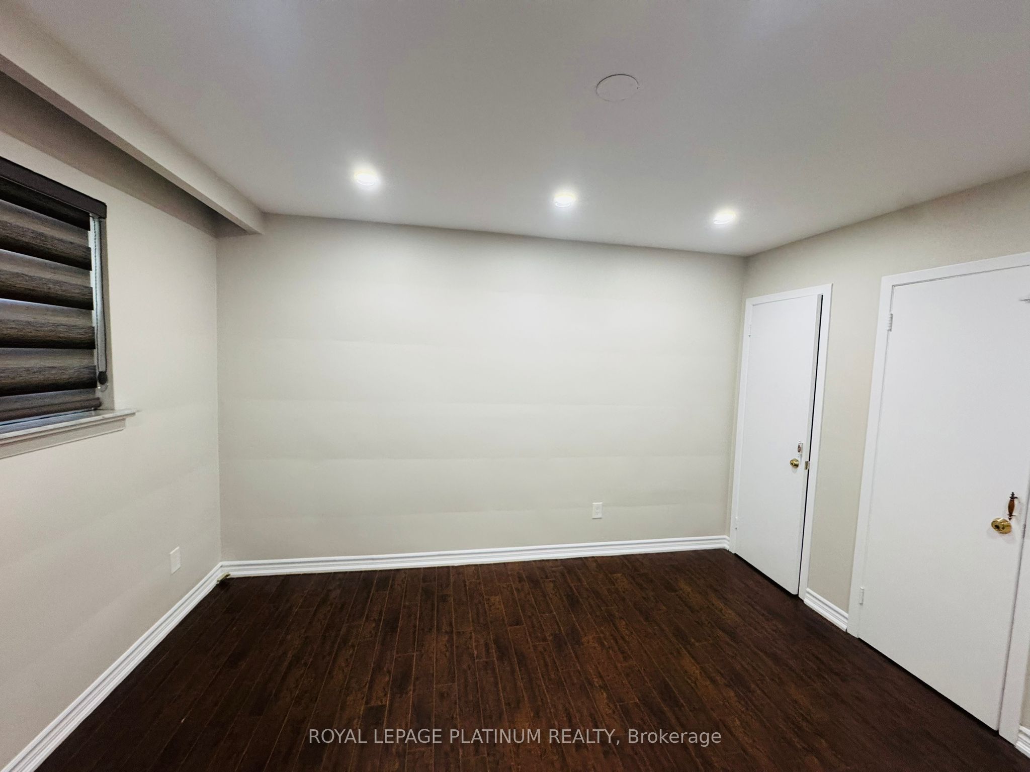 7073 Magic Court, Mississauga, ON L4T 3A2 photo 3