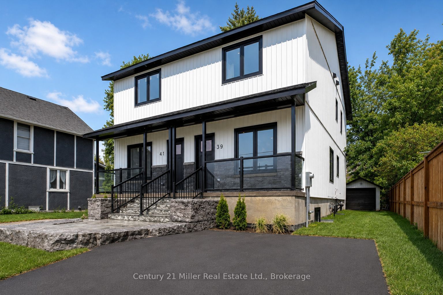 39 Victoria Street, Halton Hills, ON L7G 3N5 photo 2
