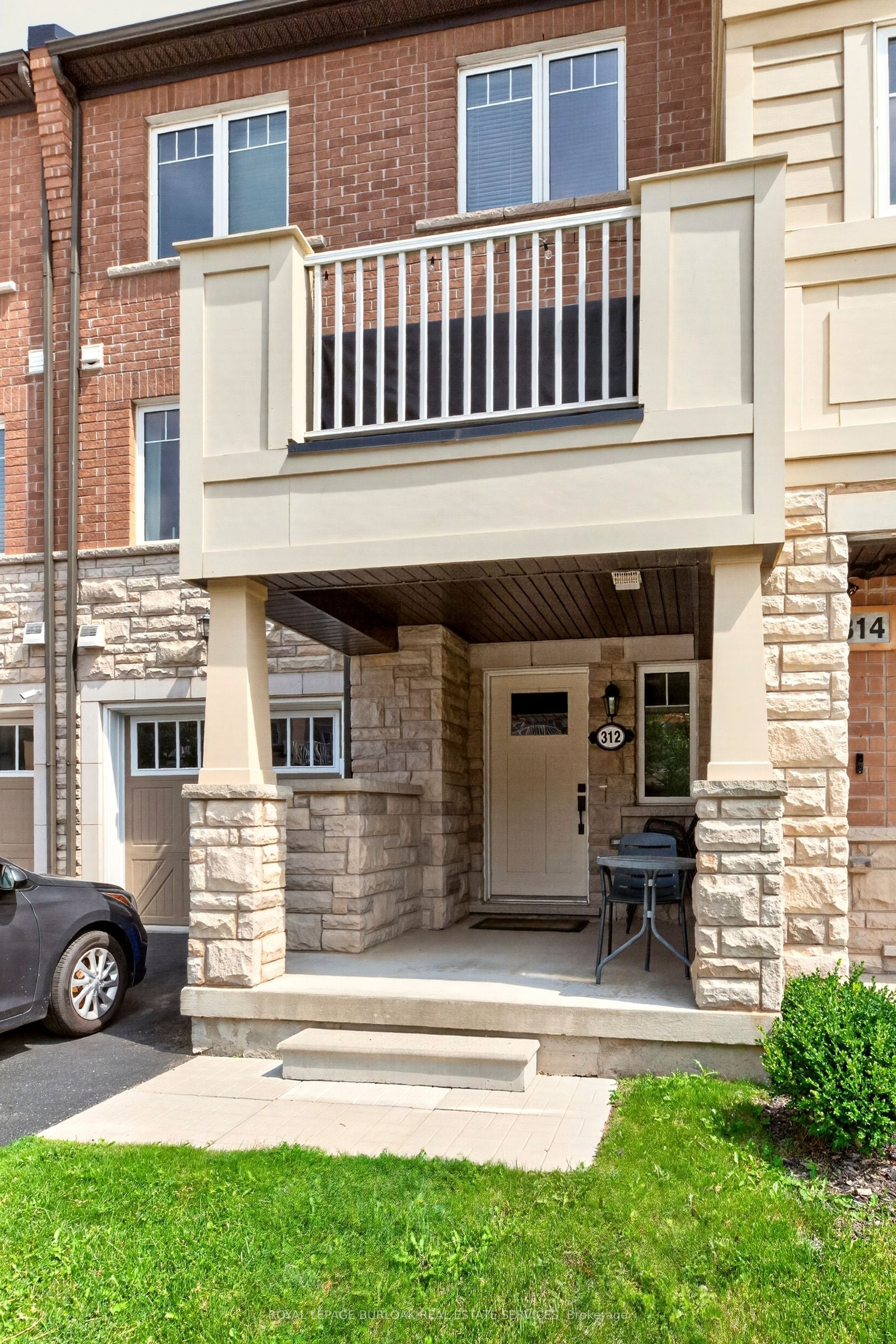 312 Jemima Drive, Oakville, ON L6M 0V6 photo 2