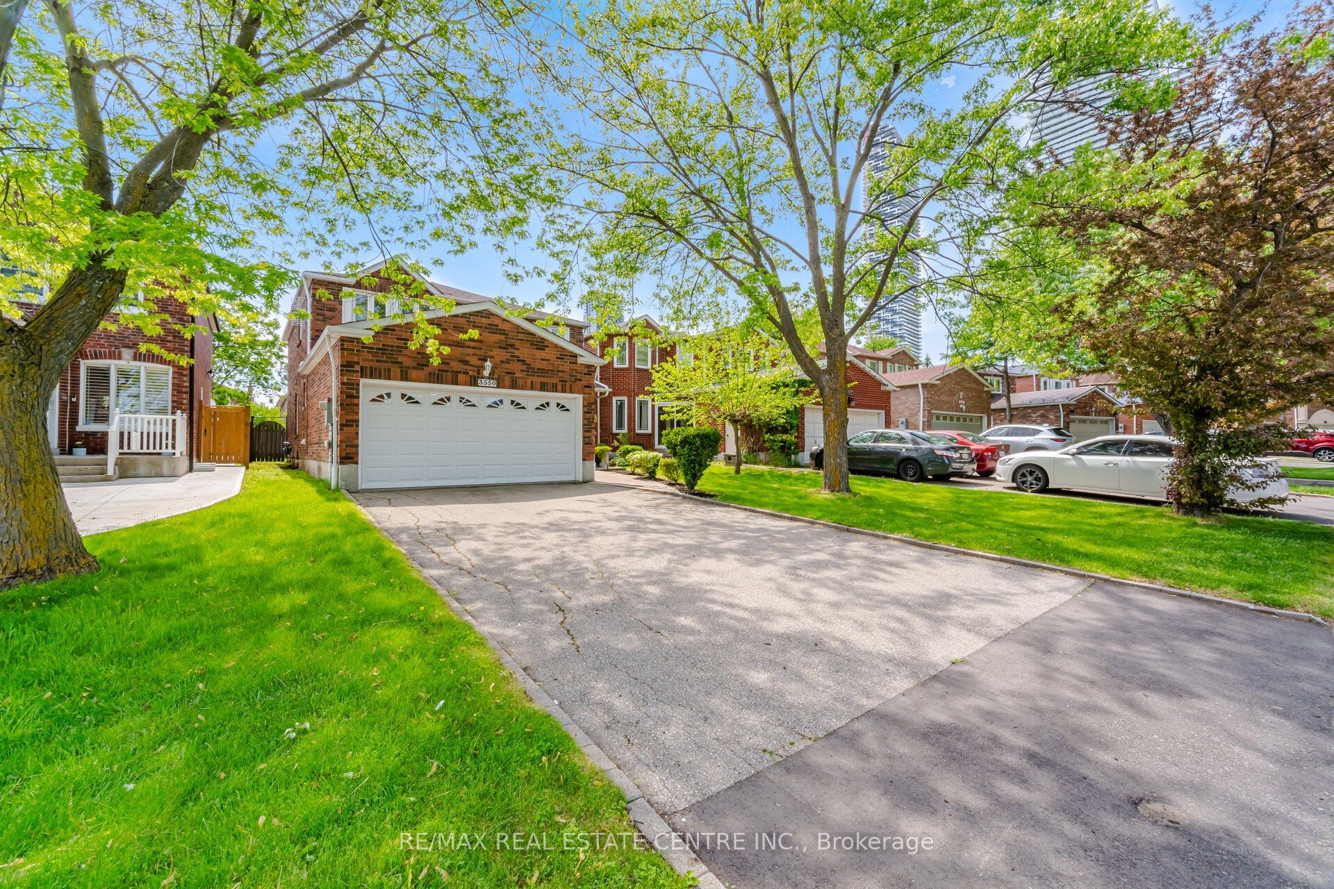 3550 Copernicus Drive, Mississauga, ON L5B 3L2 photo 2