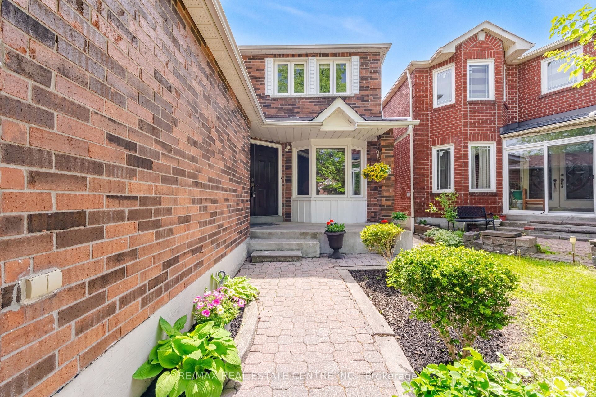 3550 Copernicus Drive, Mississauga, ON L5B 3L2 photo 4