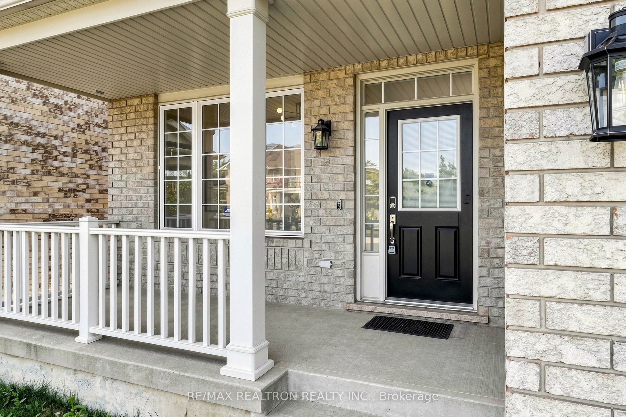 1032 Fourth Line, Milton, ON L9T 6T8 photo 3