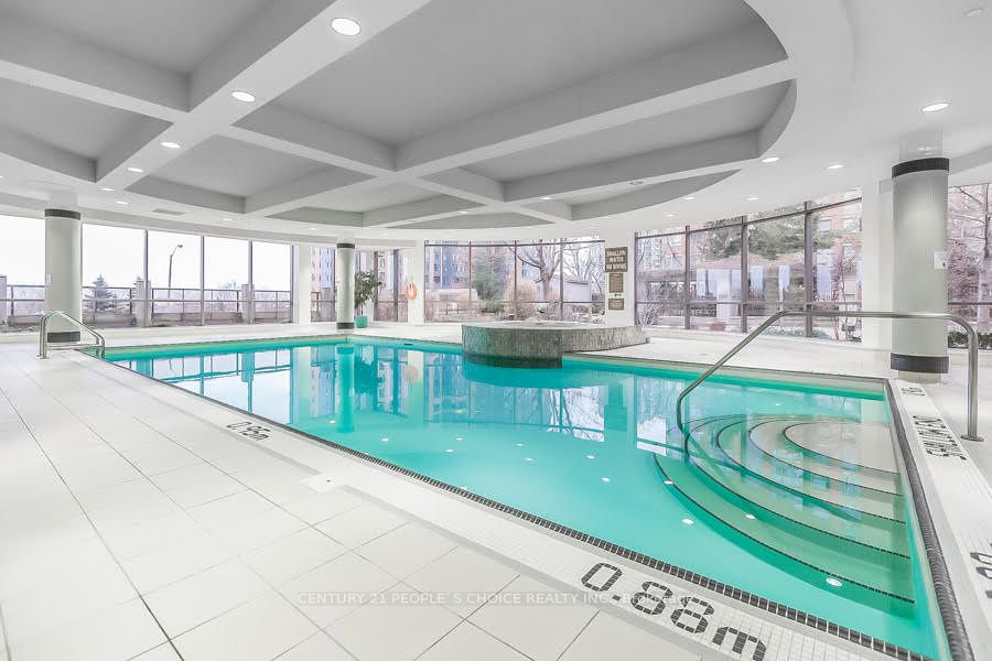3880 Duke Of York Boulevard 1906, Mississauga, ON L5B 4M7 photo 3