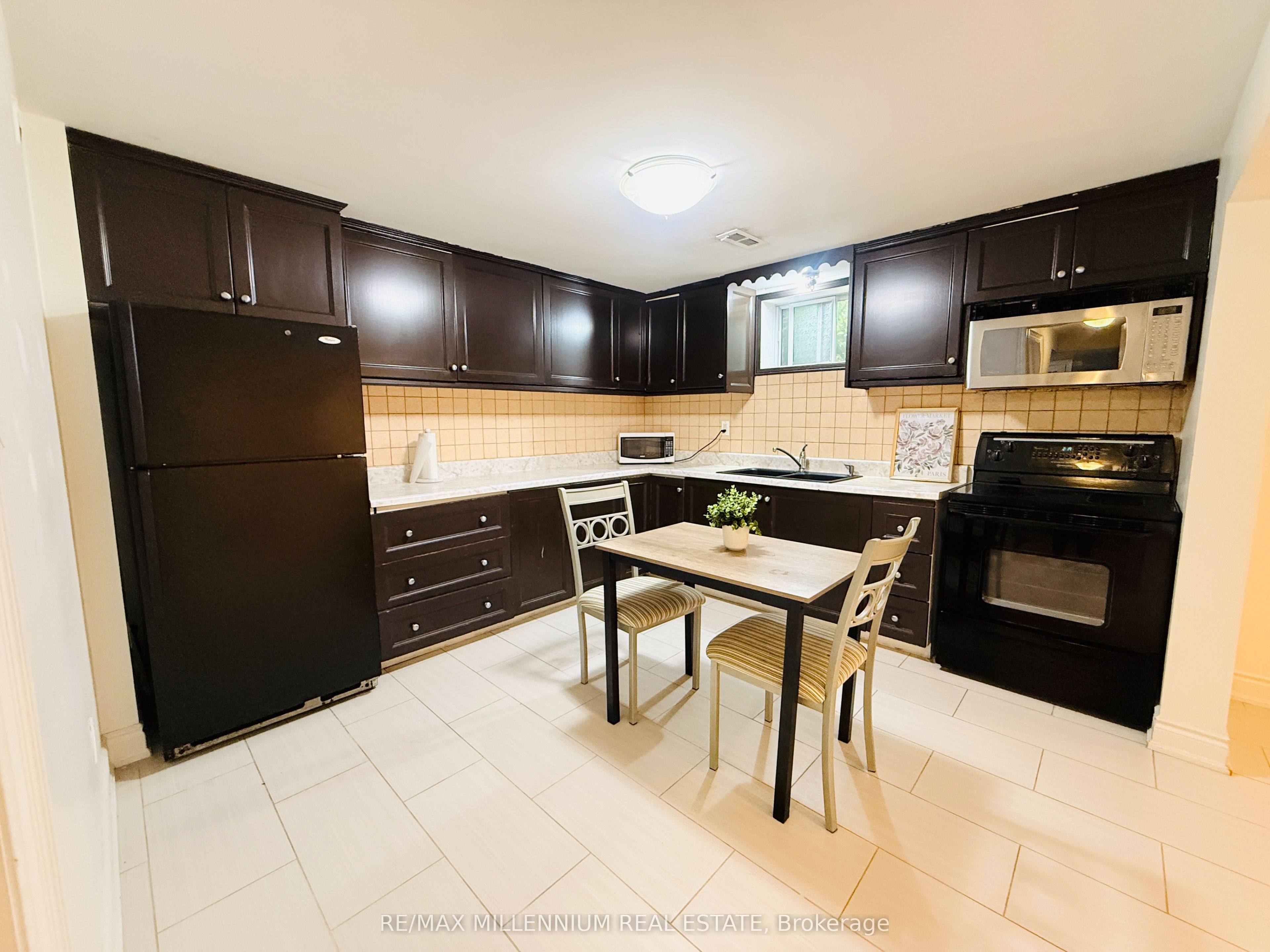 23 Monclova Road BSMT, Toronto, ON M3M 1N6