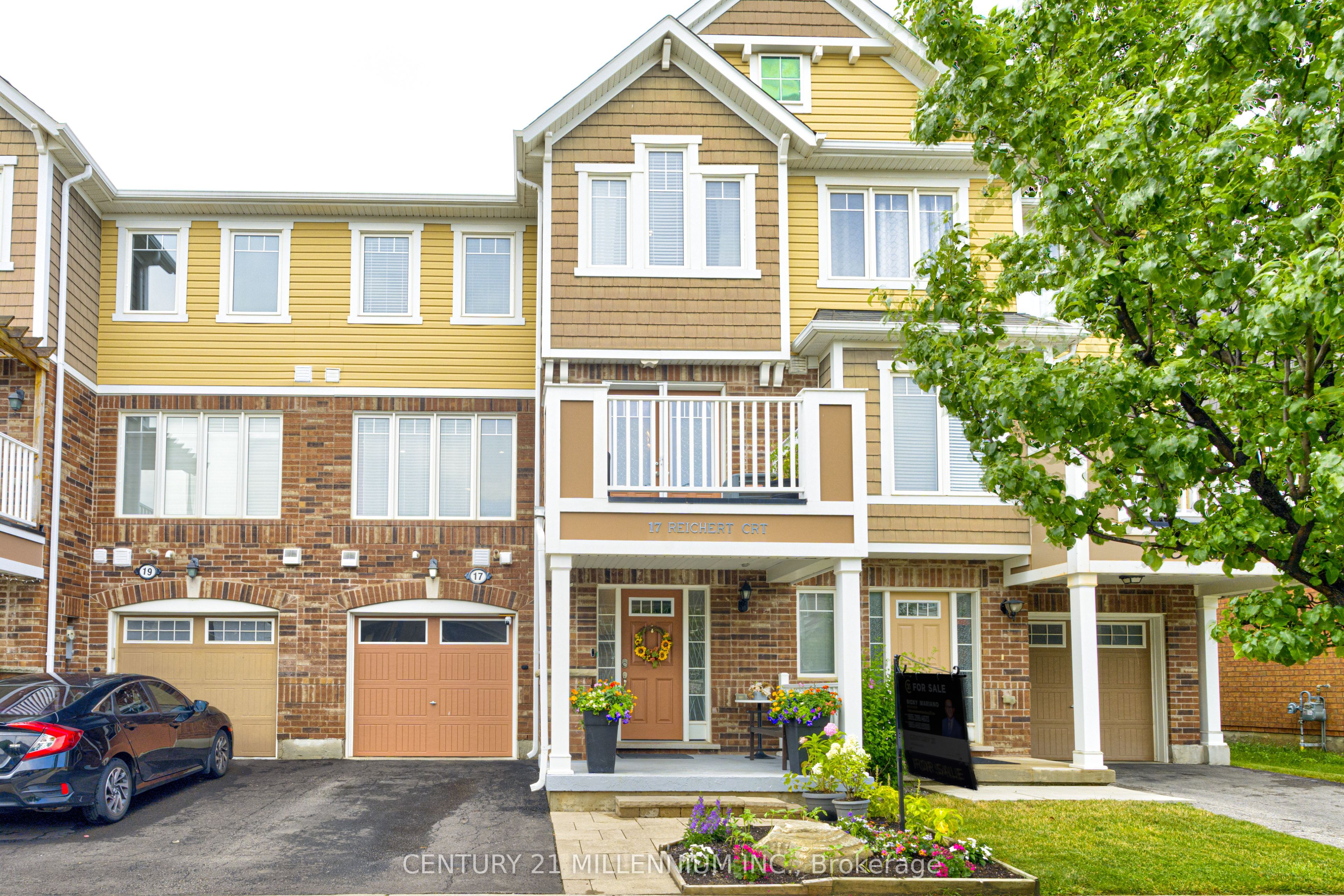17 Reichert Court, Milton, ON L9T 8R7 photo 2