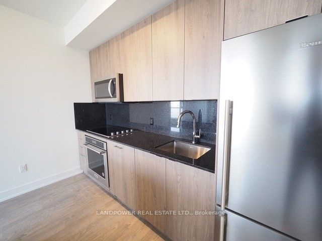 5 Mabelle Avenue 4336, Toronto, ON M9A 0C8 photo 5