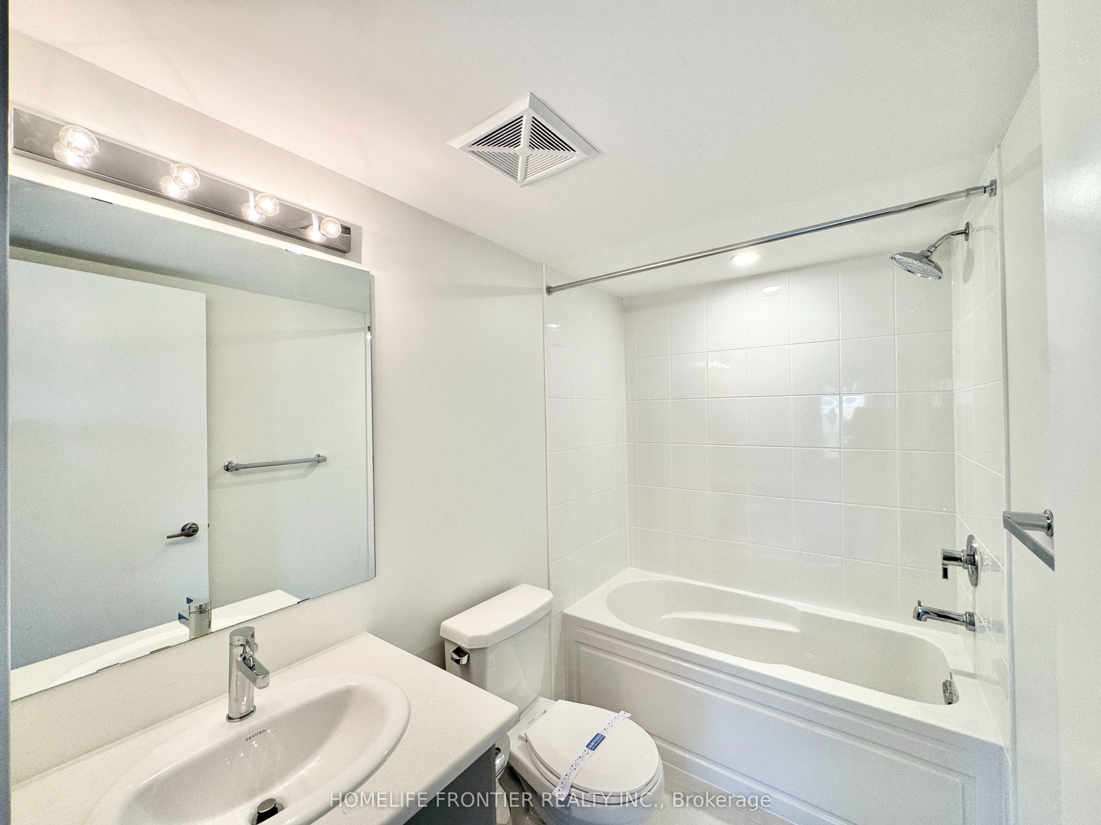 3538 Colonial Drive 19, Mississauga, ON L5L 0C1 photo 2