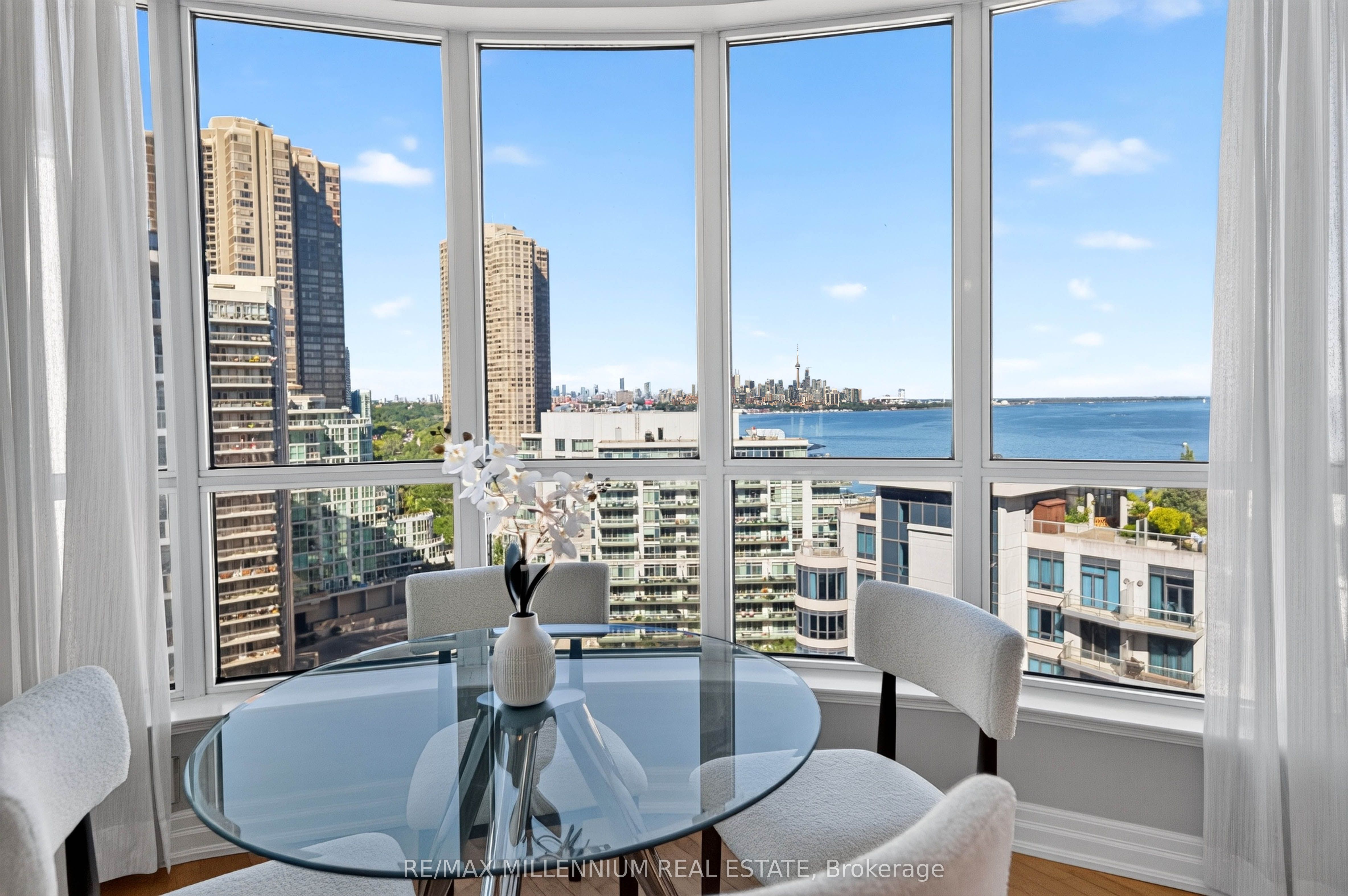 2087 Lake Shore Boulevard W 1503, Toronto, ON M8V 4G3 photo 4