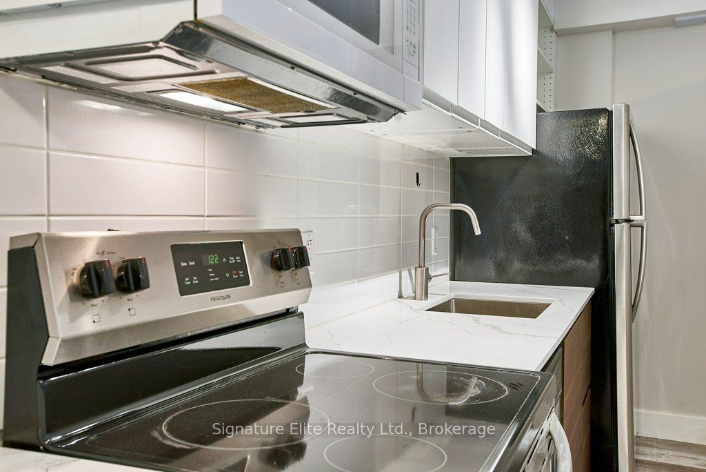 112 Alder Crescent 102, Toronto, ON M8V 2H8 photo 5
