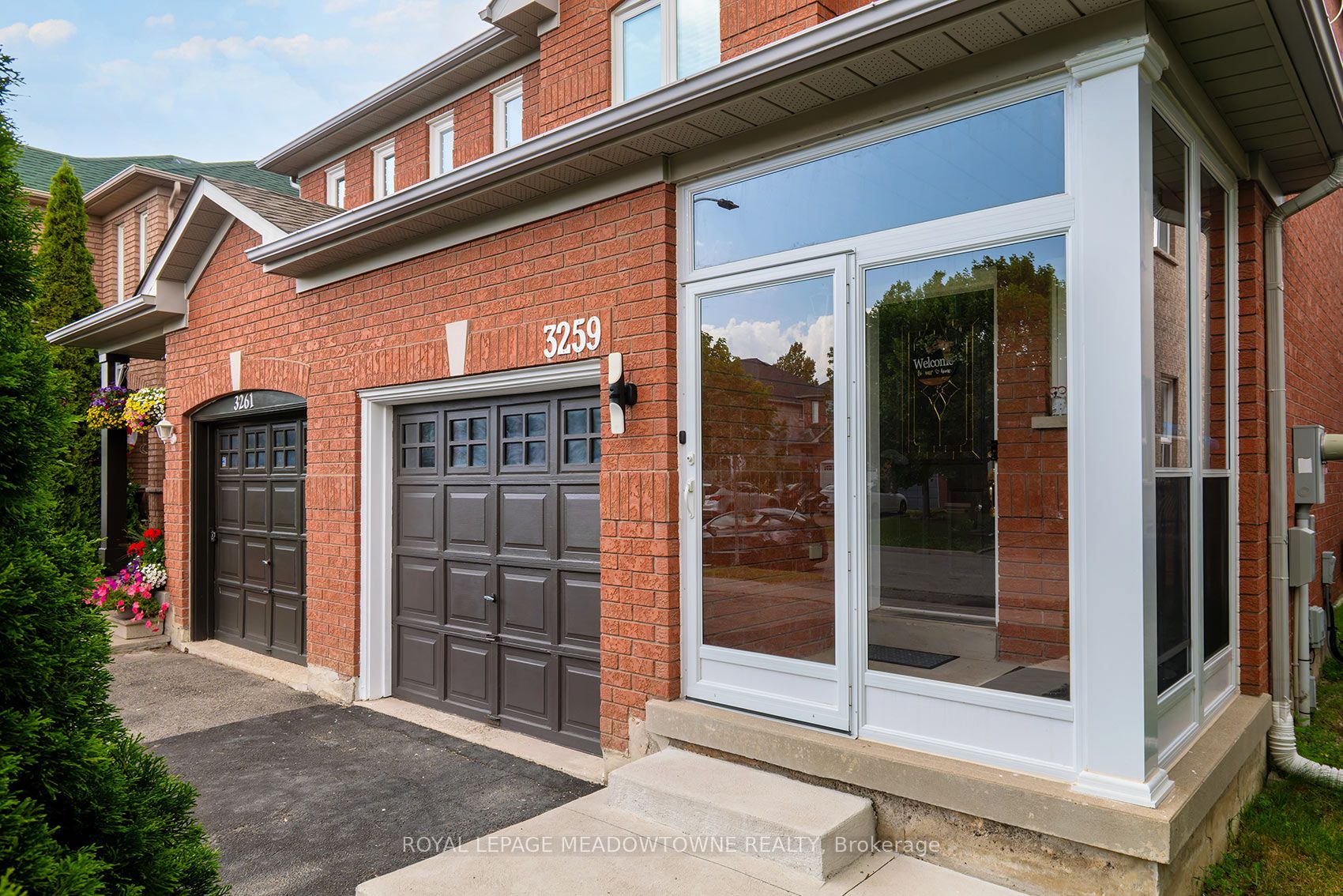 3259 Carabella Way, Mississauga, ON L5M 6T4 photo 2