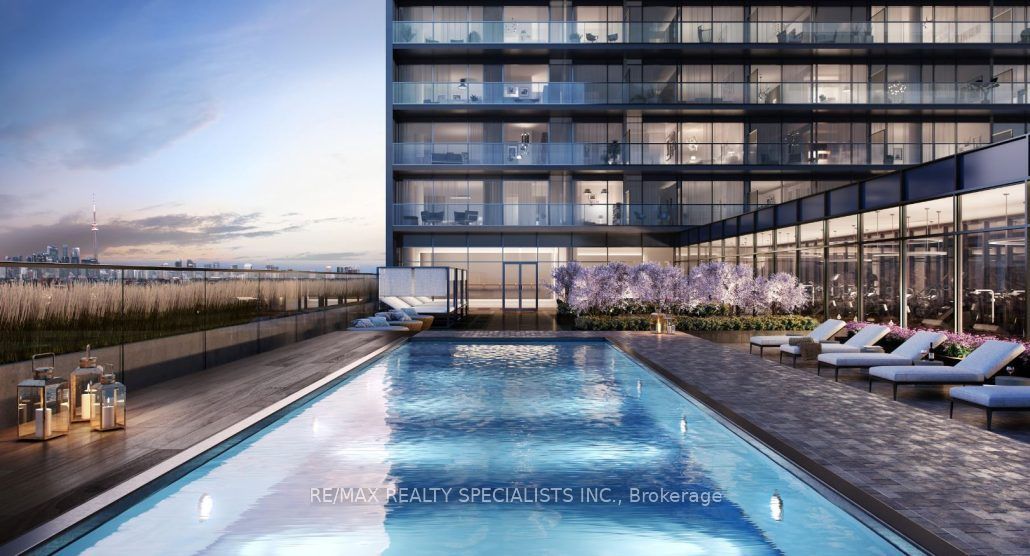 1285 Dupont Street 1511, Toronto, ON M6H 0E3 photo 3