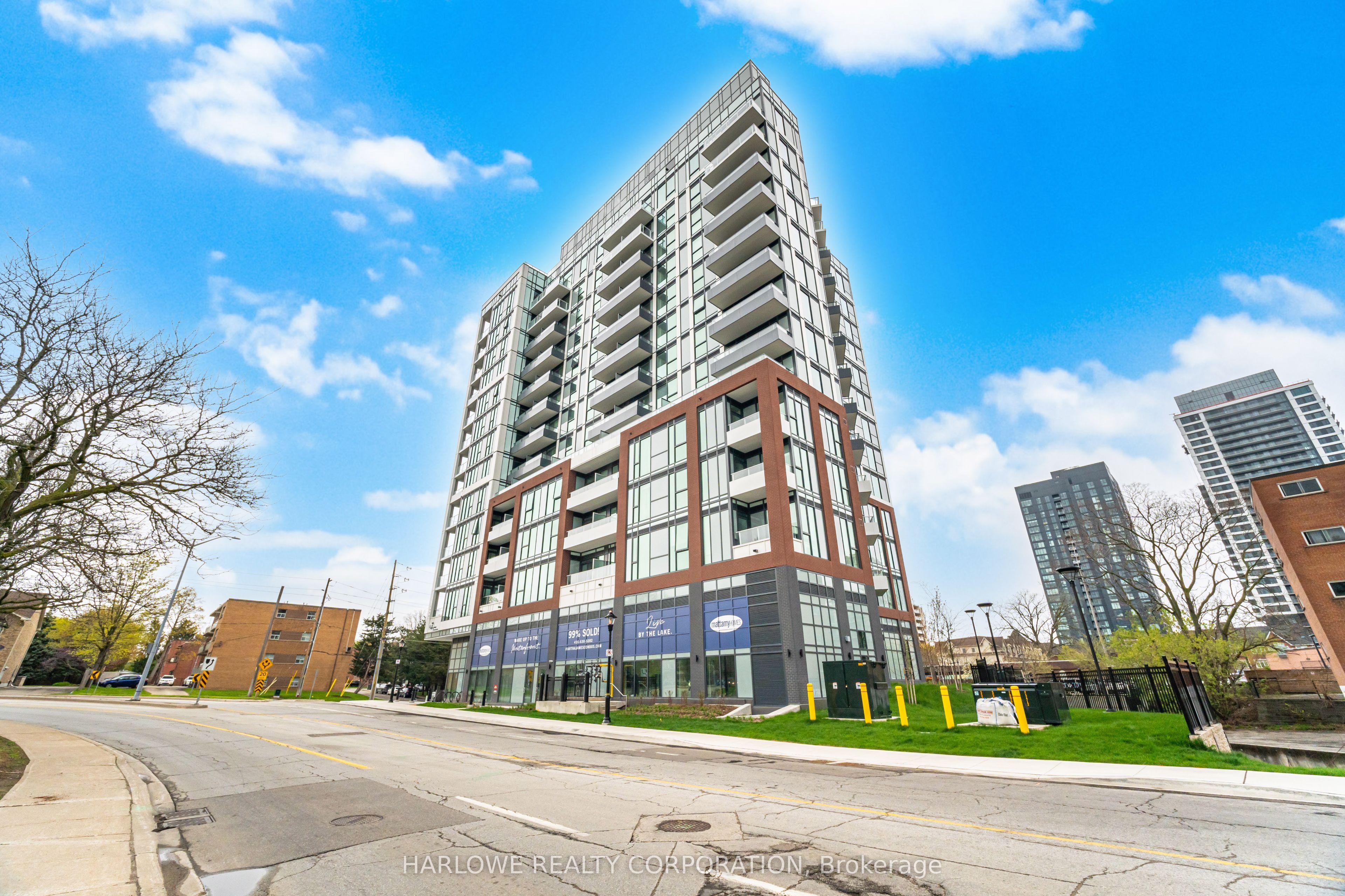 2088 James Street 1011, Burlington, ON L7R 0H2