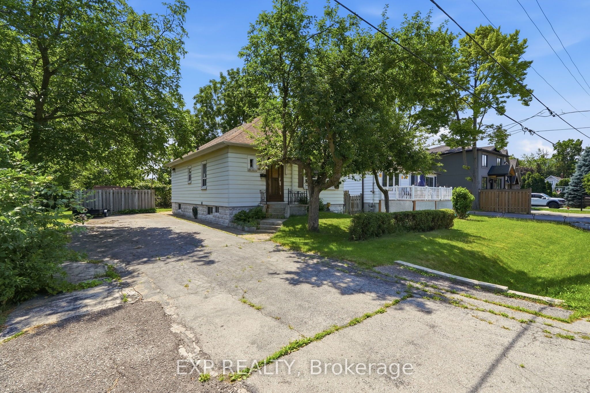 188 Troy Street, Mississauga, ON L5G 1S7 photo 4