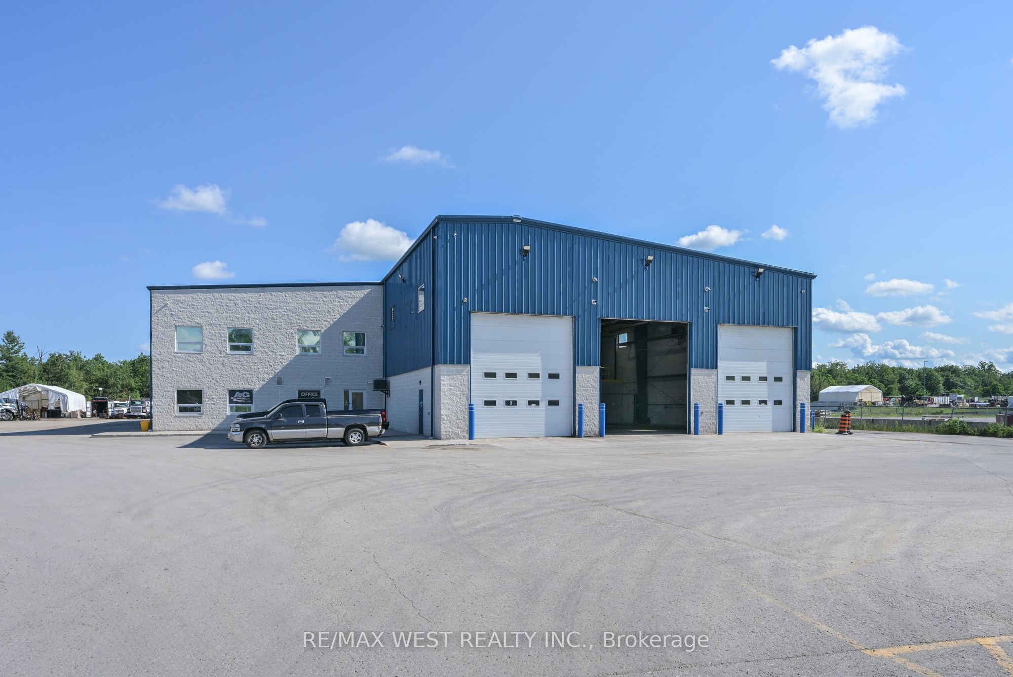 50 Rotherham Avenue, Toronto, ON M6M 1M2