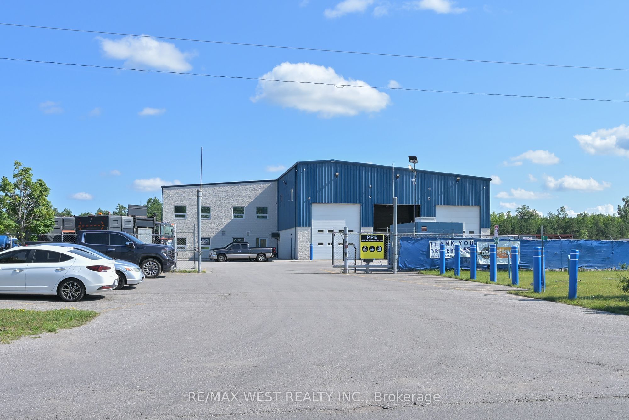 50 Rotherham Avenue, Toronto, ON M6M 1M2 photo 3