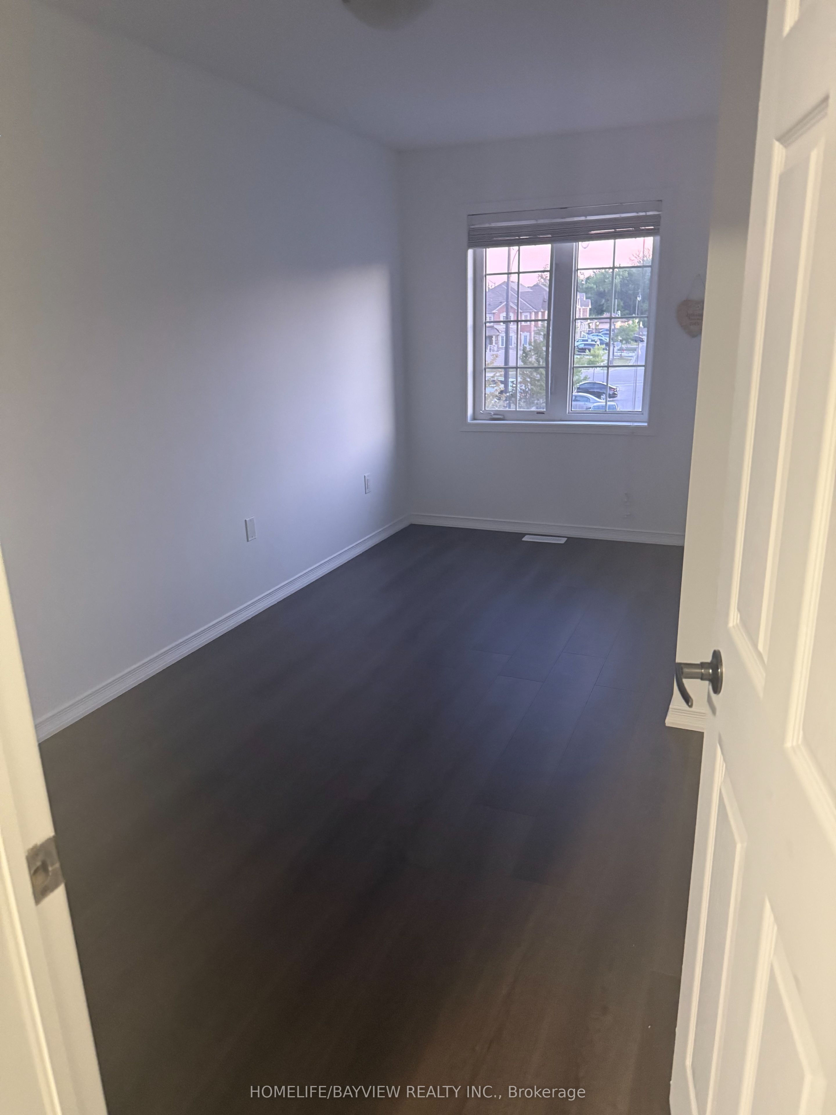 22 Edsel Road Main floor, Brampton, ON L7A 4K6 photo 5