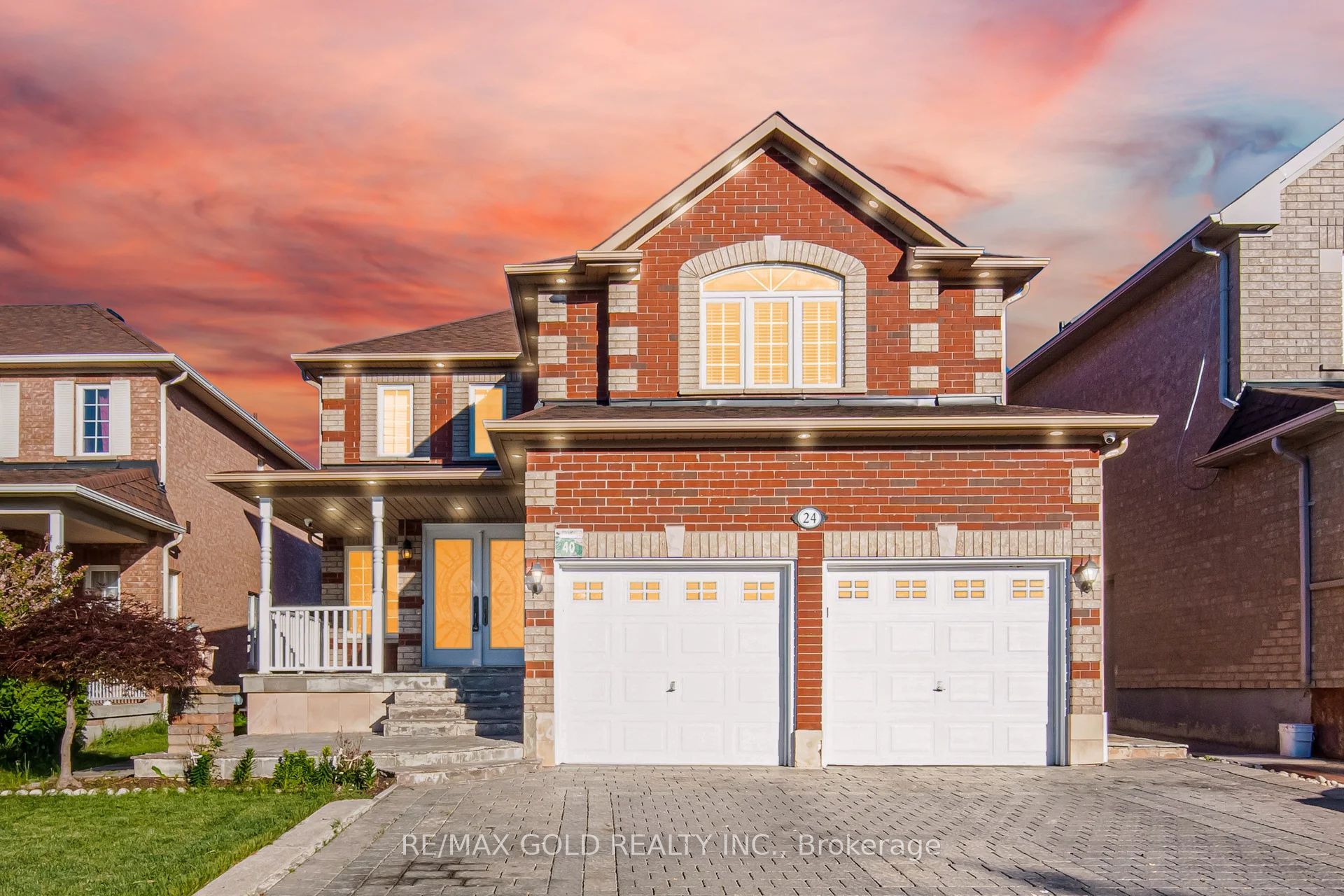 24 Whitehouse Crescent, Brampton, ON L6P 1M2