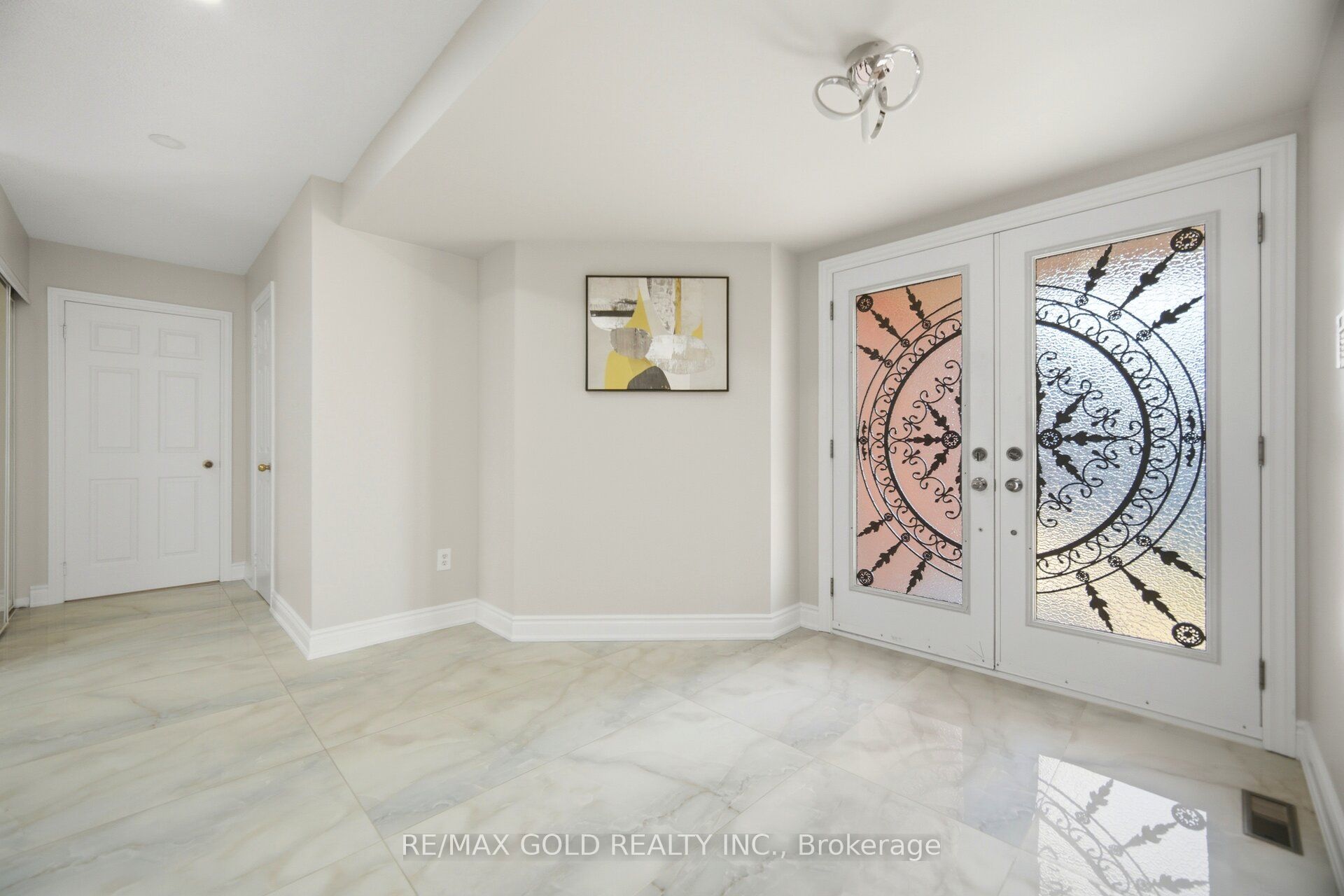 24 Whitehouse Crescent, Brampton, ON L6P 1M2 photo 4