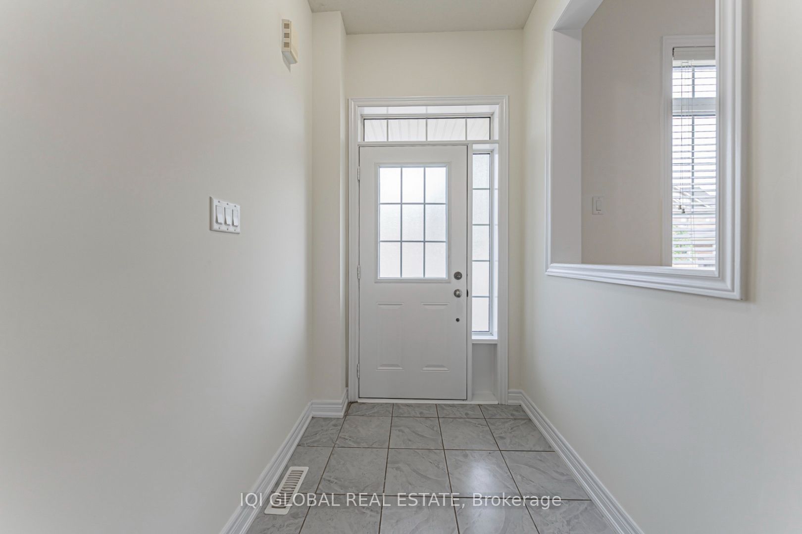 16 Zenida Road, Brampton, ON L7A 0C4 photo 3