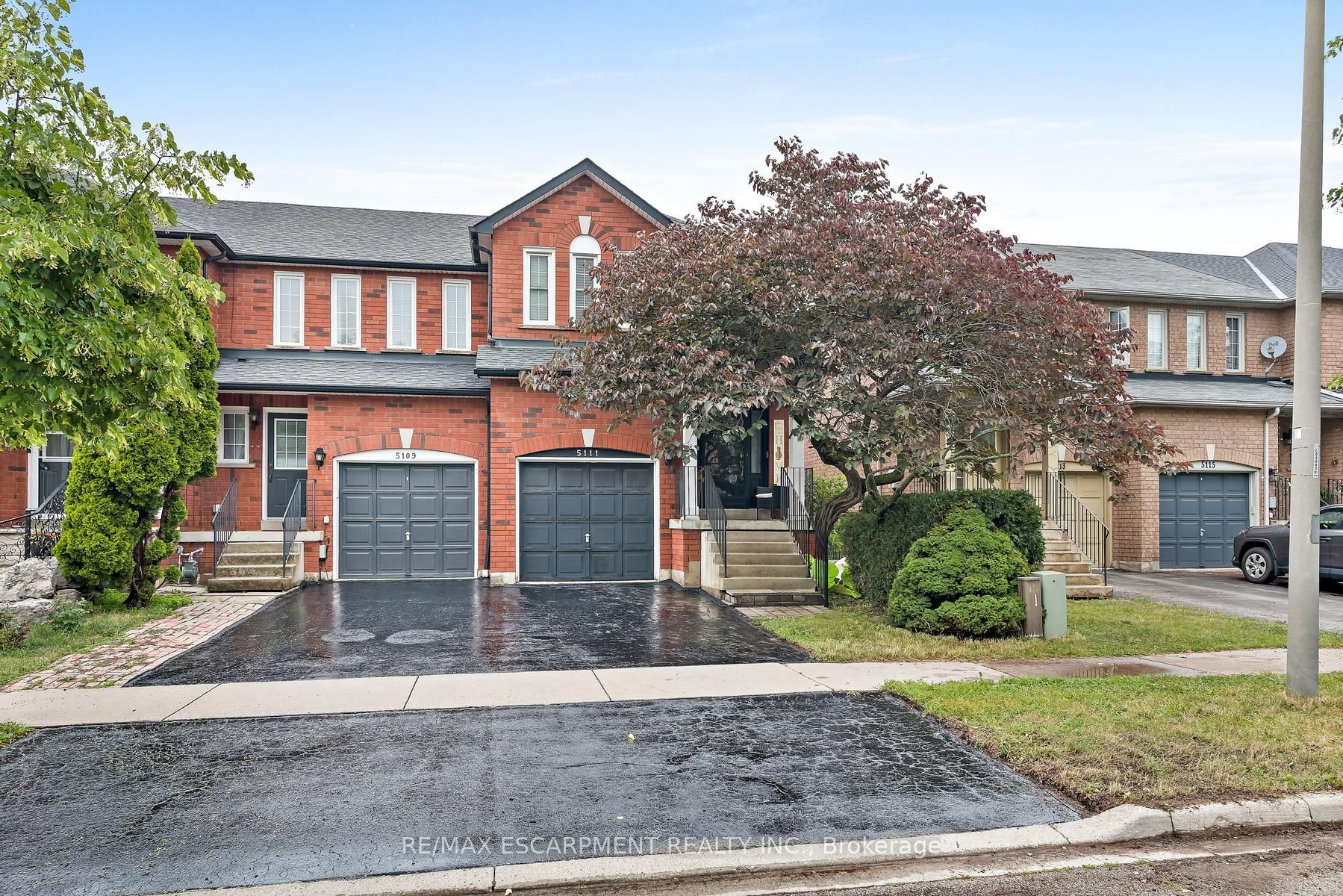 5111 SILVERCREEK Drive, Burlington, ON L7L 6K5