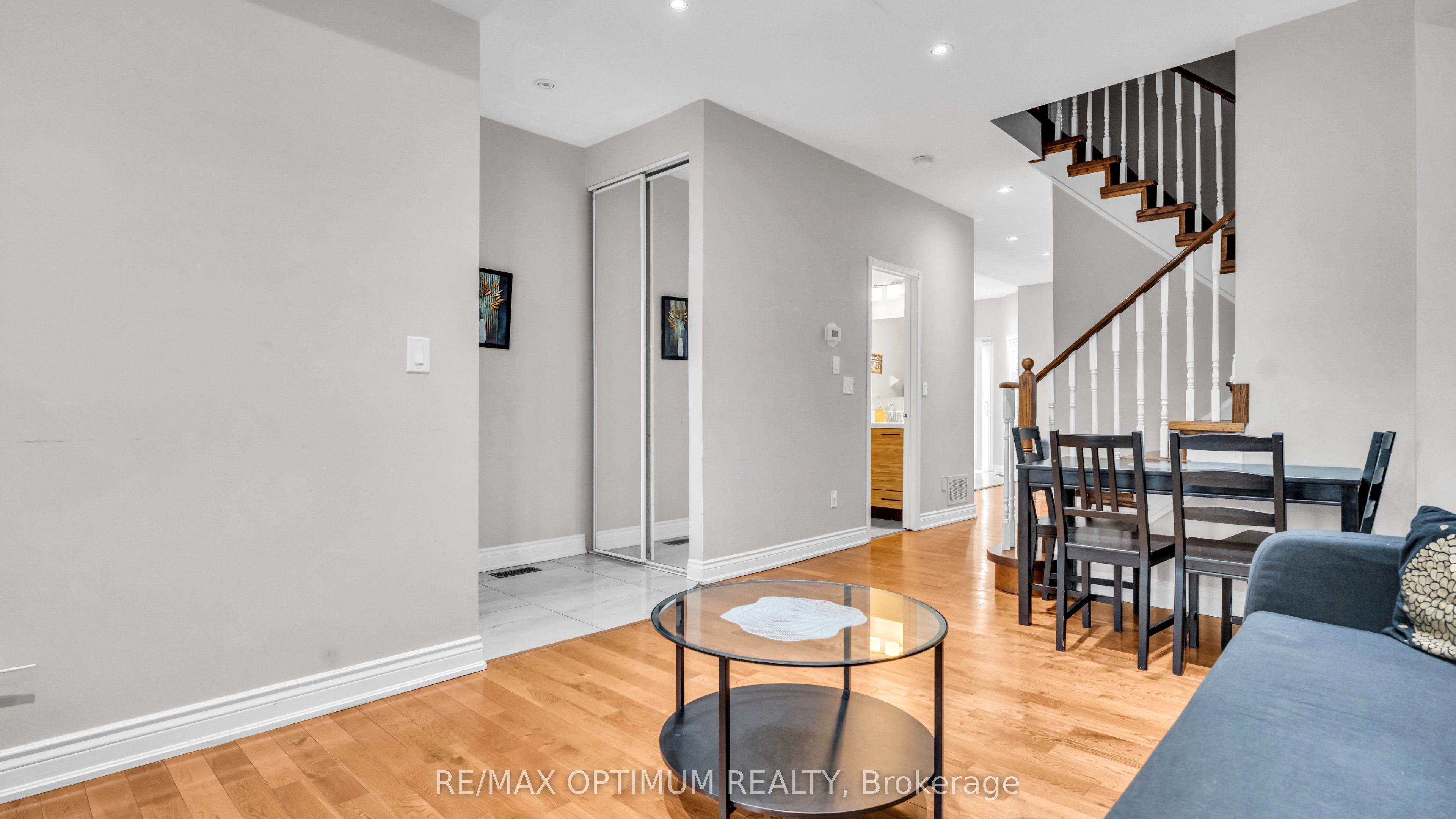 7181 Tabbyman Walk, Mississauga, ON L5W 1K4 photo 5