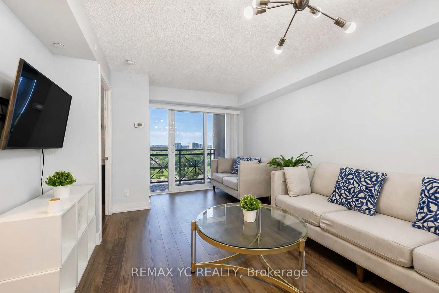 2 Eva Road 1130, Toronto, ON M9C 0A9 photo 2