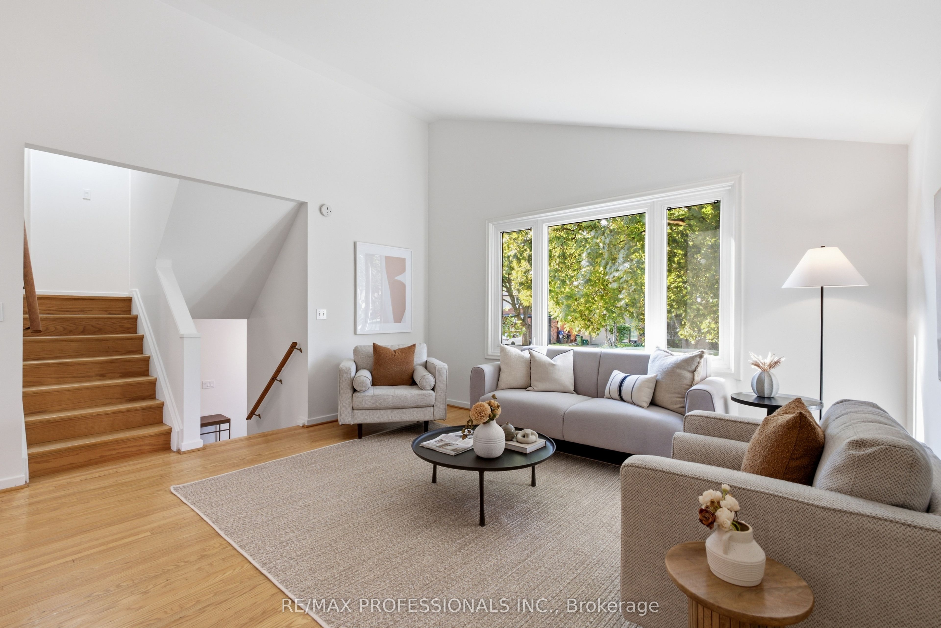 89 Glen Agar Drive, Toronto, ON M9B 5M3 photo 5