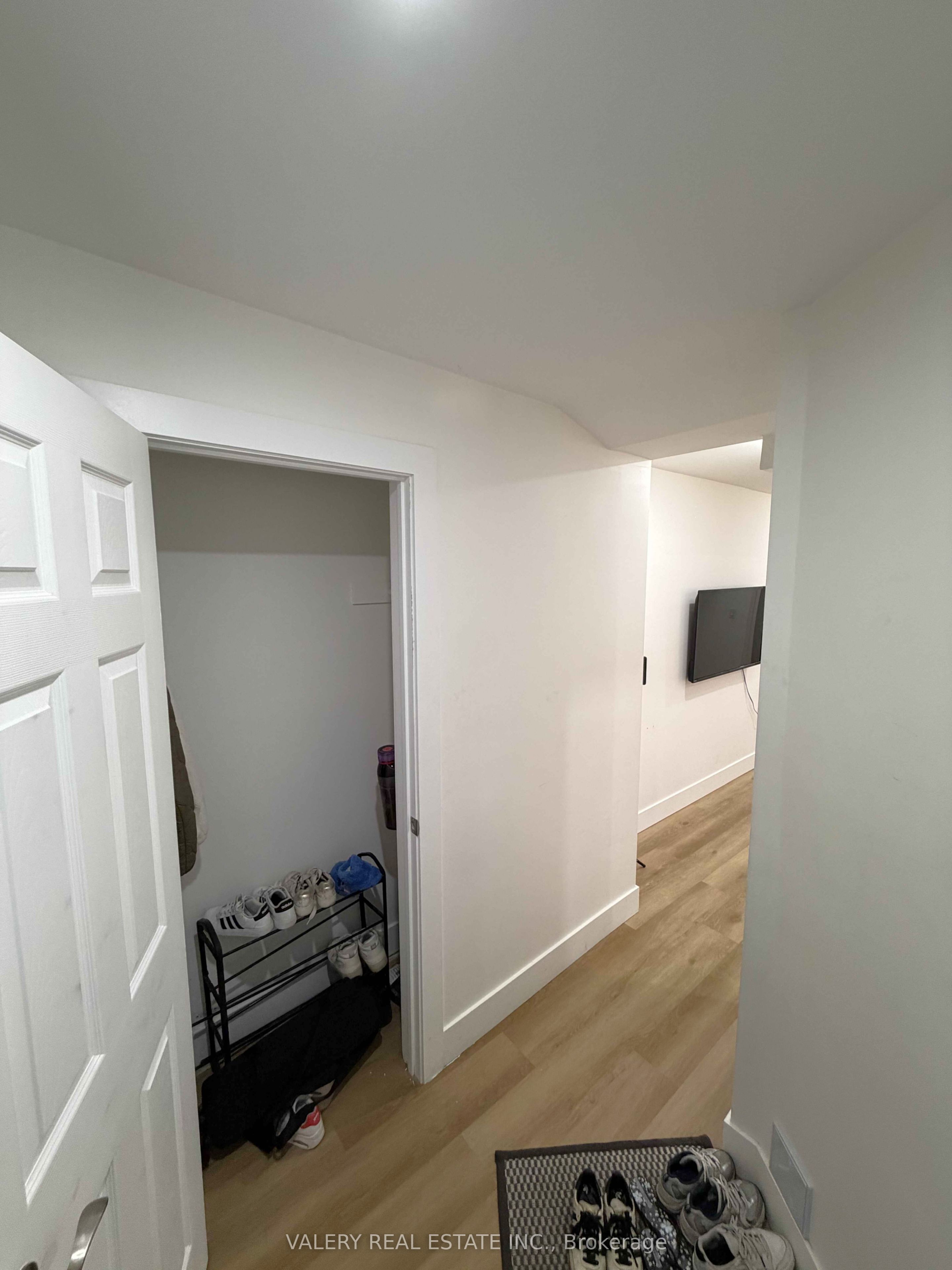 1502 Dufferin Street Lower, Toronto, ON M6H 3L4 photo 4