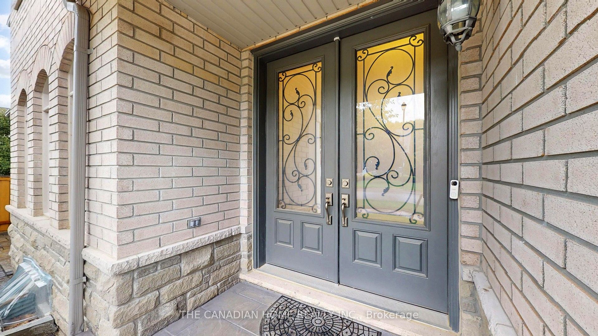 43 McCandless Court, Caledon, ON L7C 3R6 photo 5