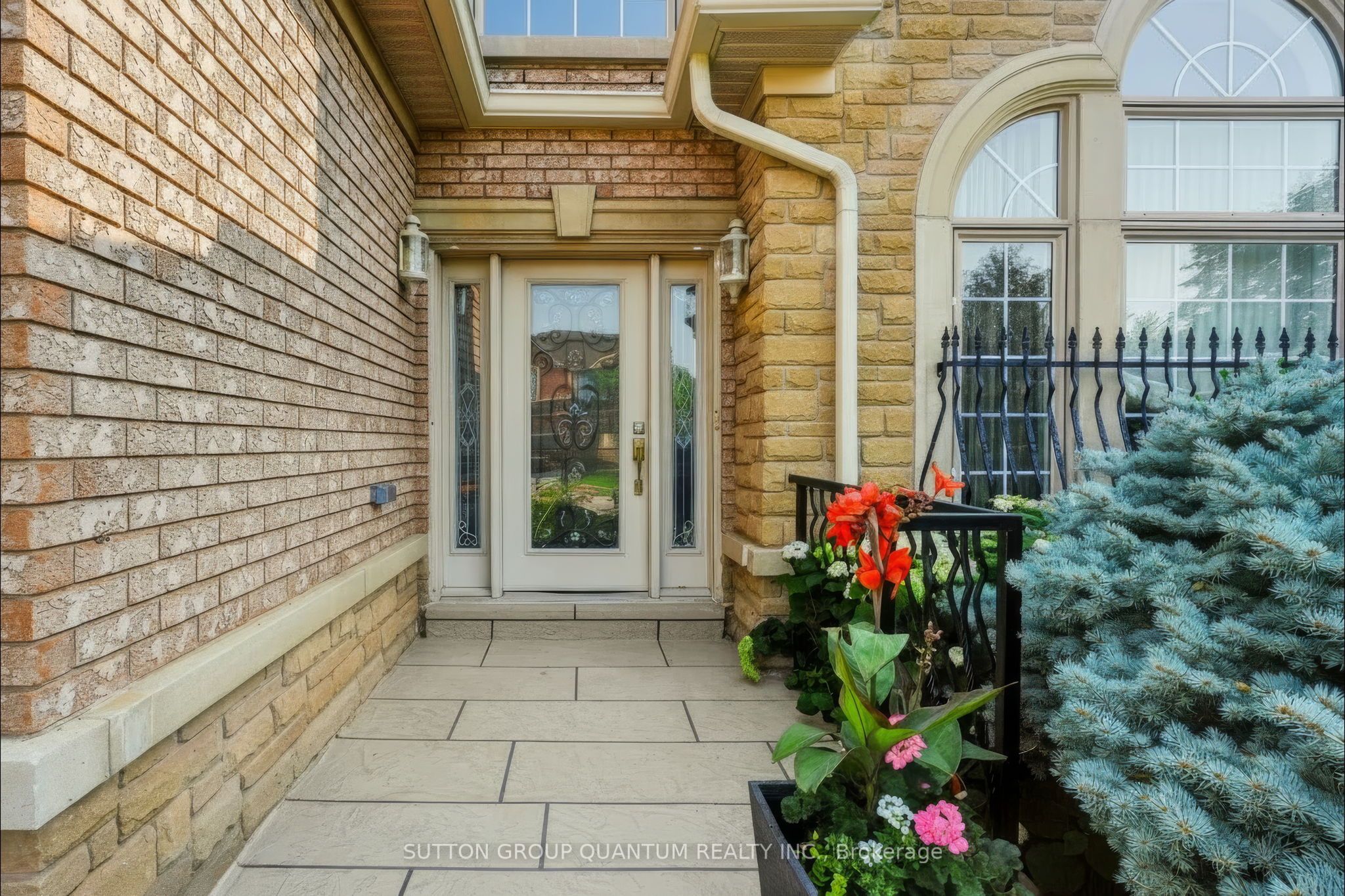 1536 Pinery Crescent, Oakville, ON L6H 7J9 photo 3