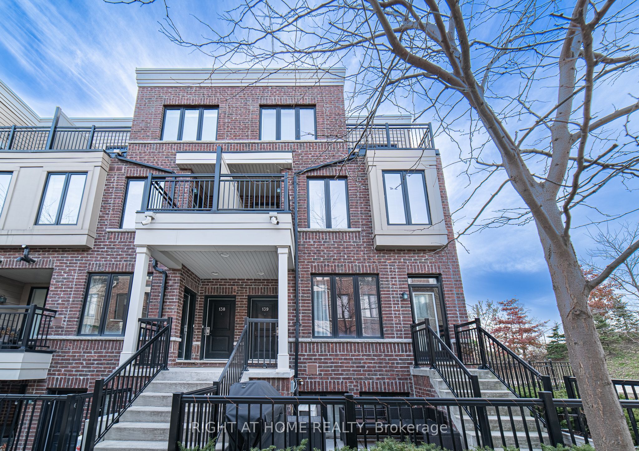 40 Carnation Avenue 109, Toronto, ON M8V 0B8
