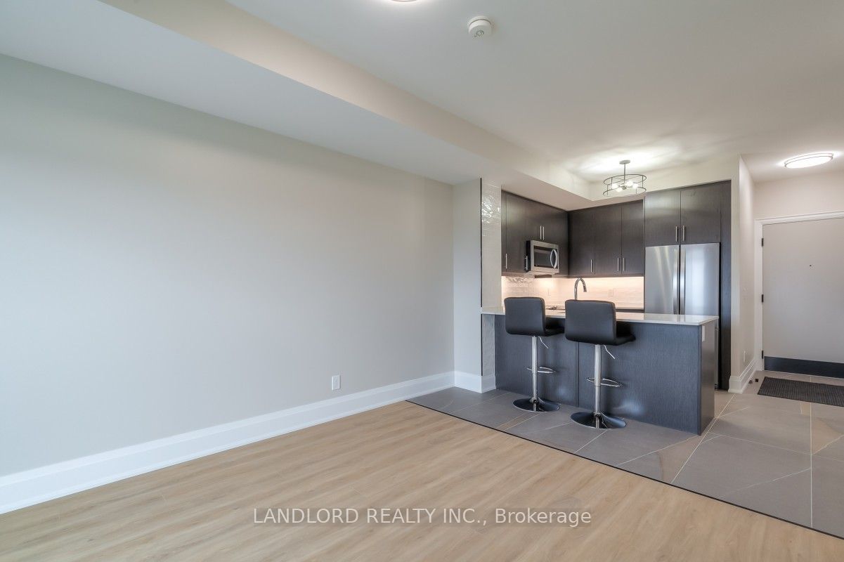 345 Wheat Boom Drive 308, Oakville, ON L6H 7X5 photo 5