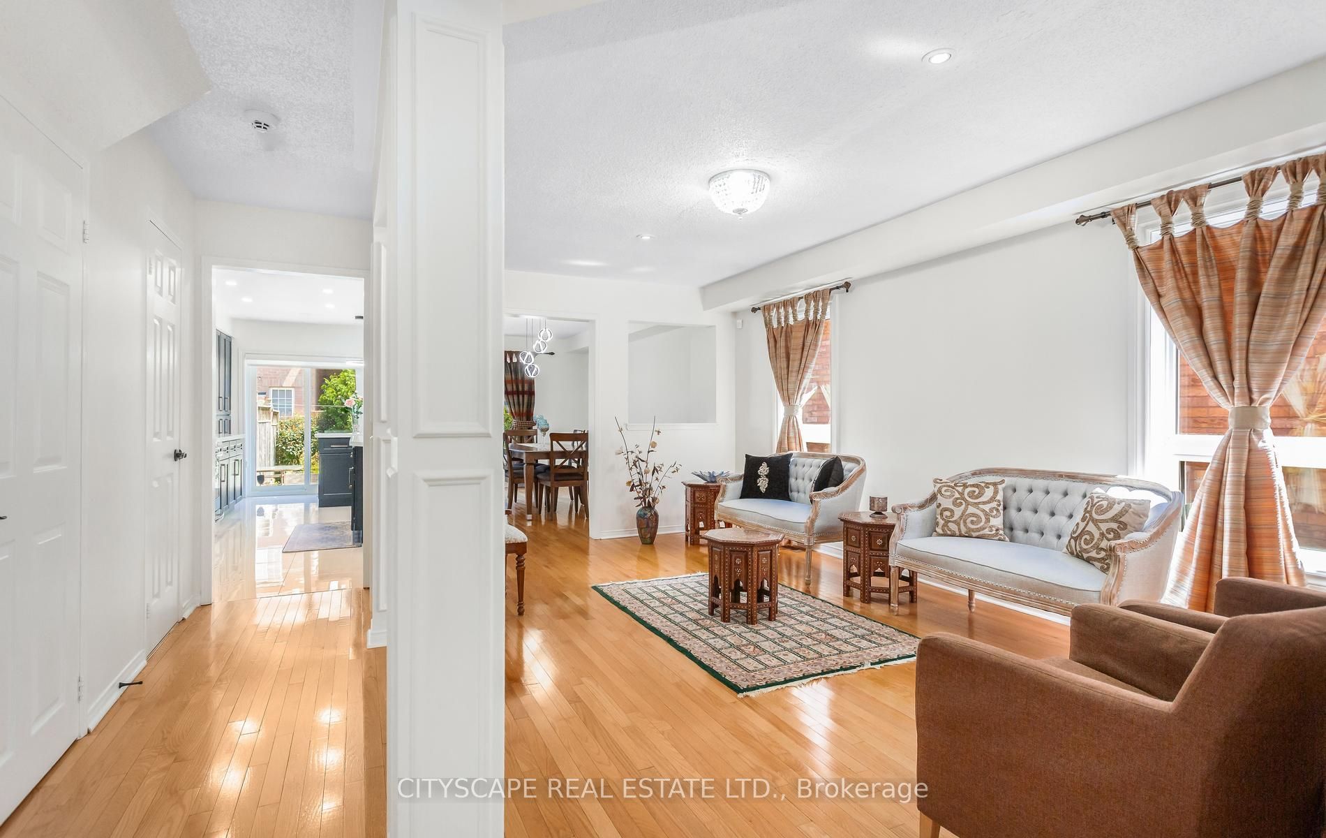 5685 Topaz Place, Mississauga, ON L5M 7B8 photo 5