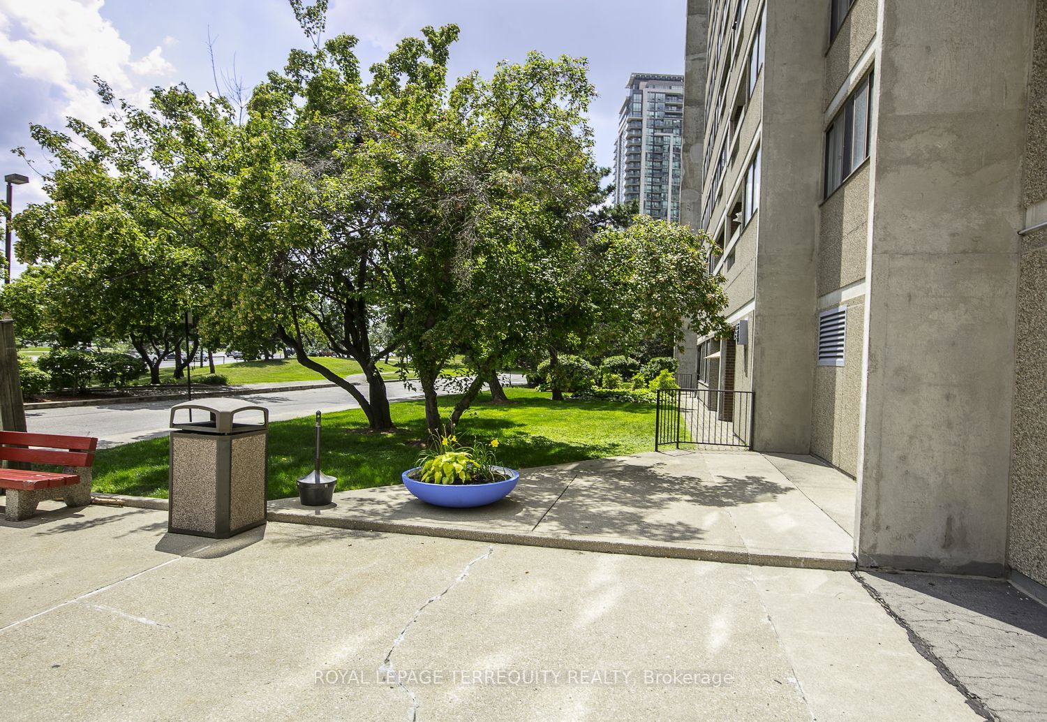 50 Elm Drive E 604, Mississauga, ON L5A 3X2 photo 5
