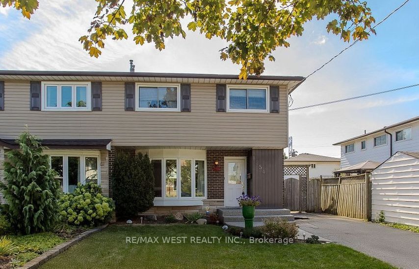 1254 Treeland Street, Burlington, ON L7R 3T6
