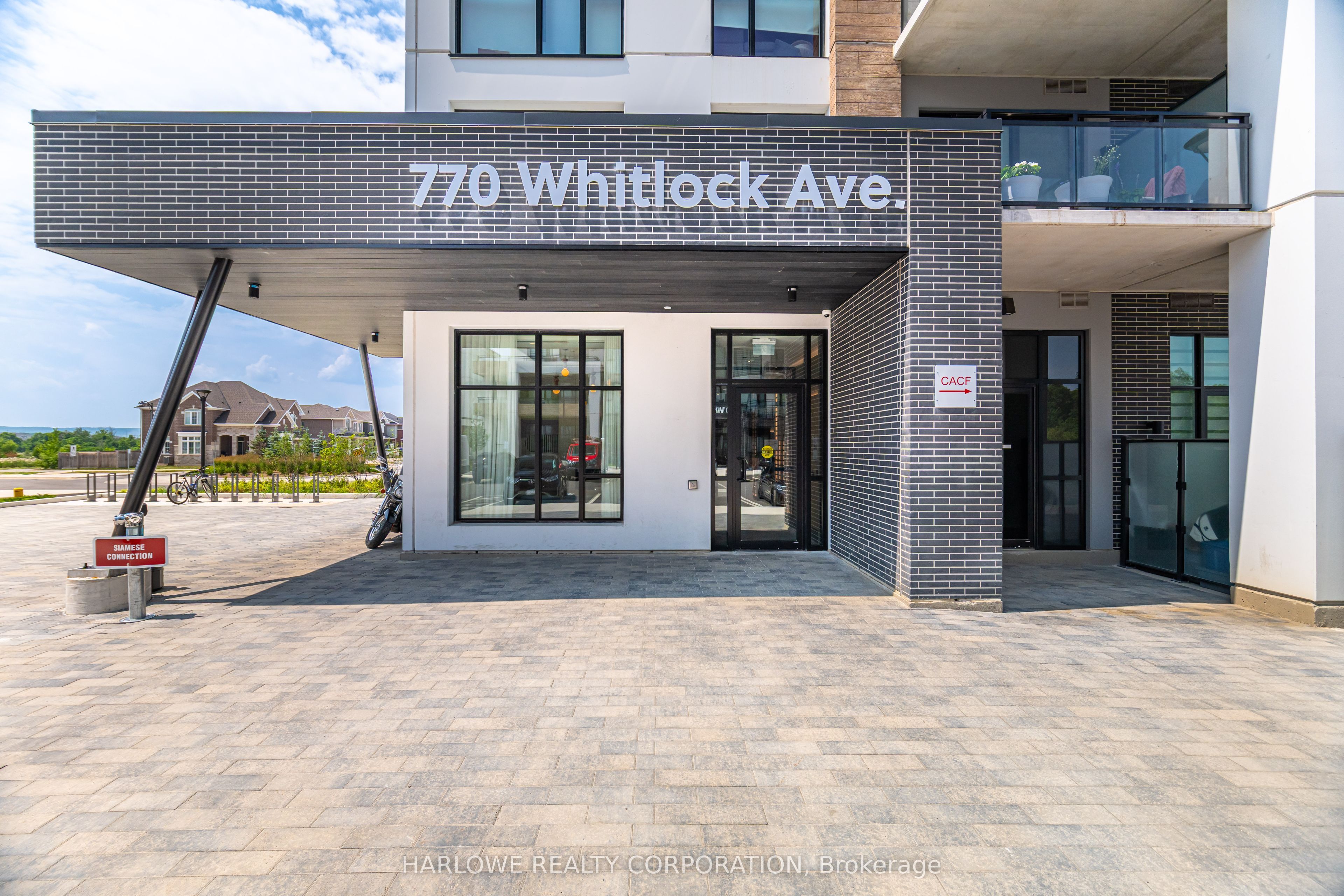770 Whitlock Avenue 109, Milton, ON L9E 1S2 photo 2