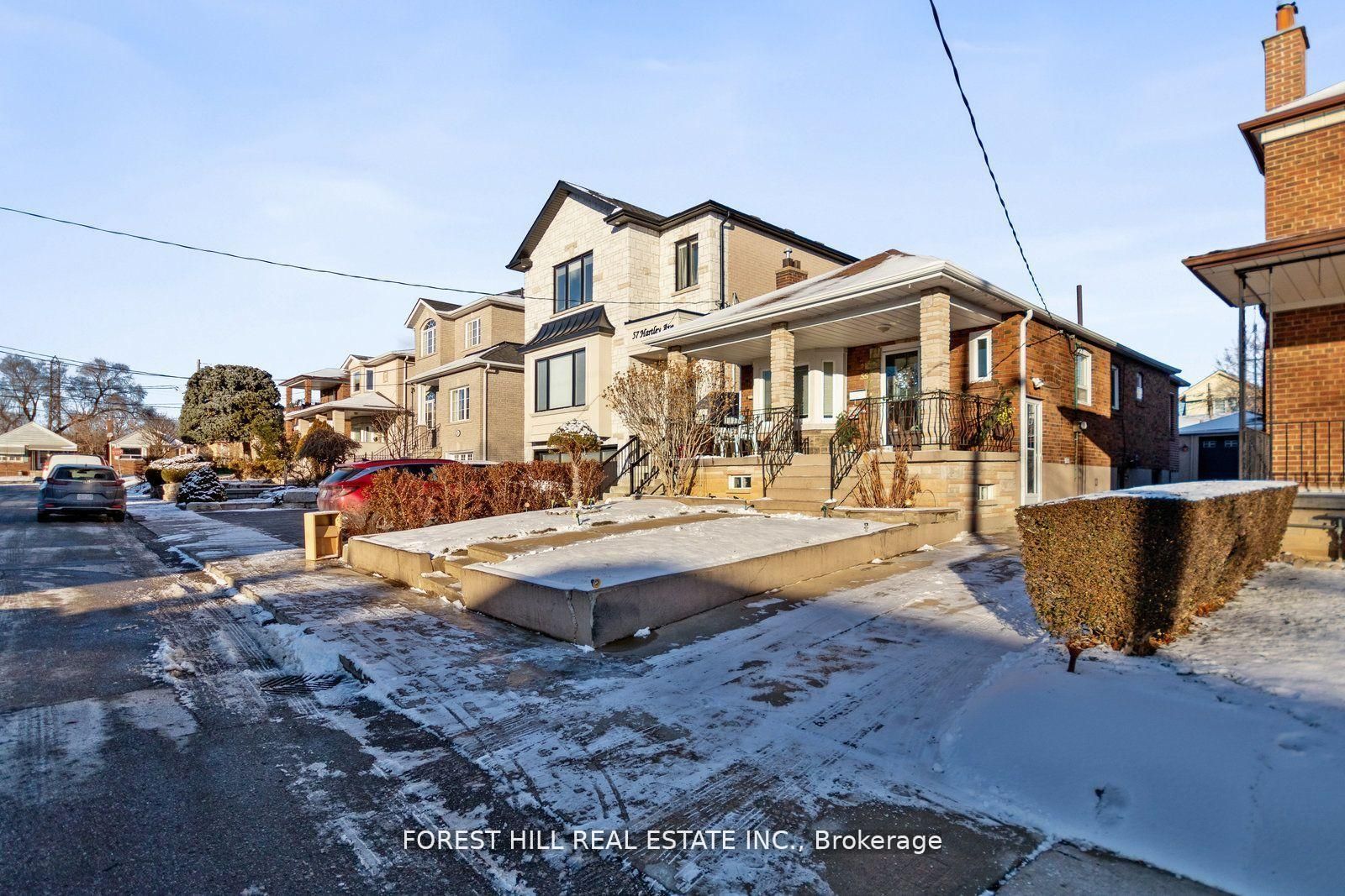 55 Hartley Avenue, Toronto, ON M6E 4E9 photo 3