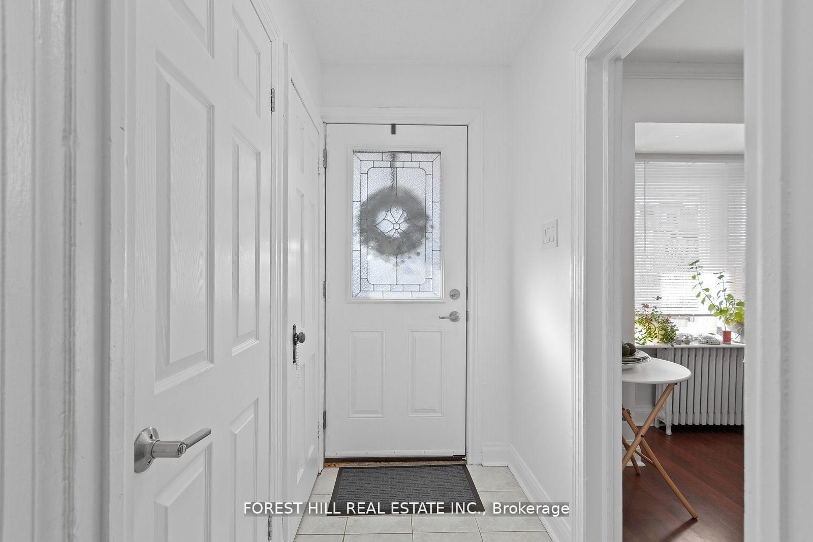 55 Hartley Avenue, Toronto, ON M6E 4E9 photo 4