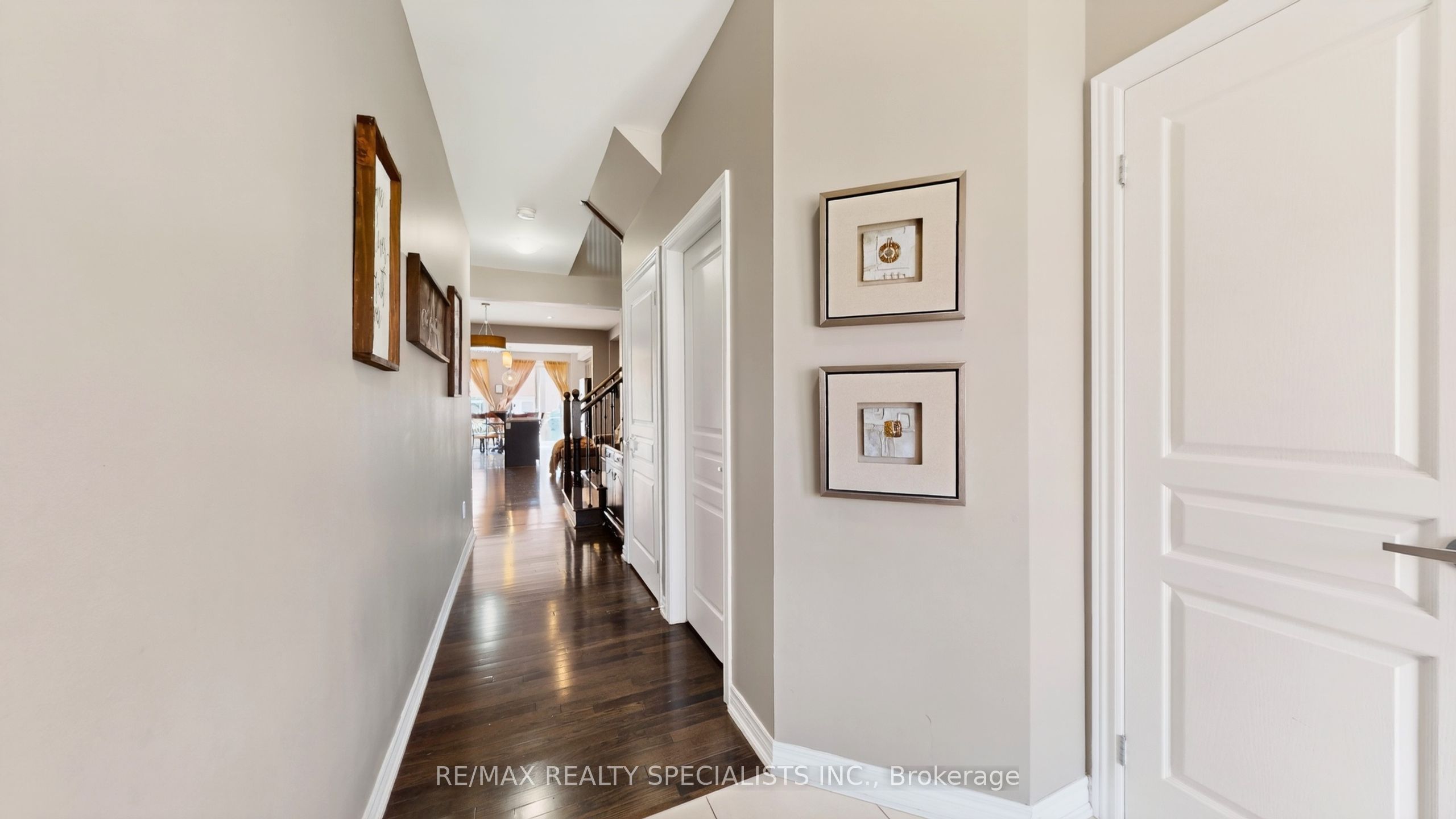 30 Pendulum Circle, Brampton, ON L6R 3N6 photo 2