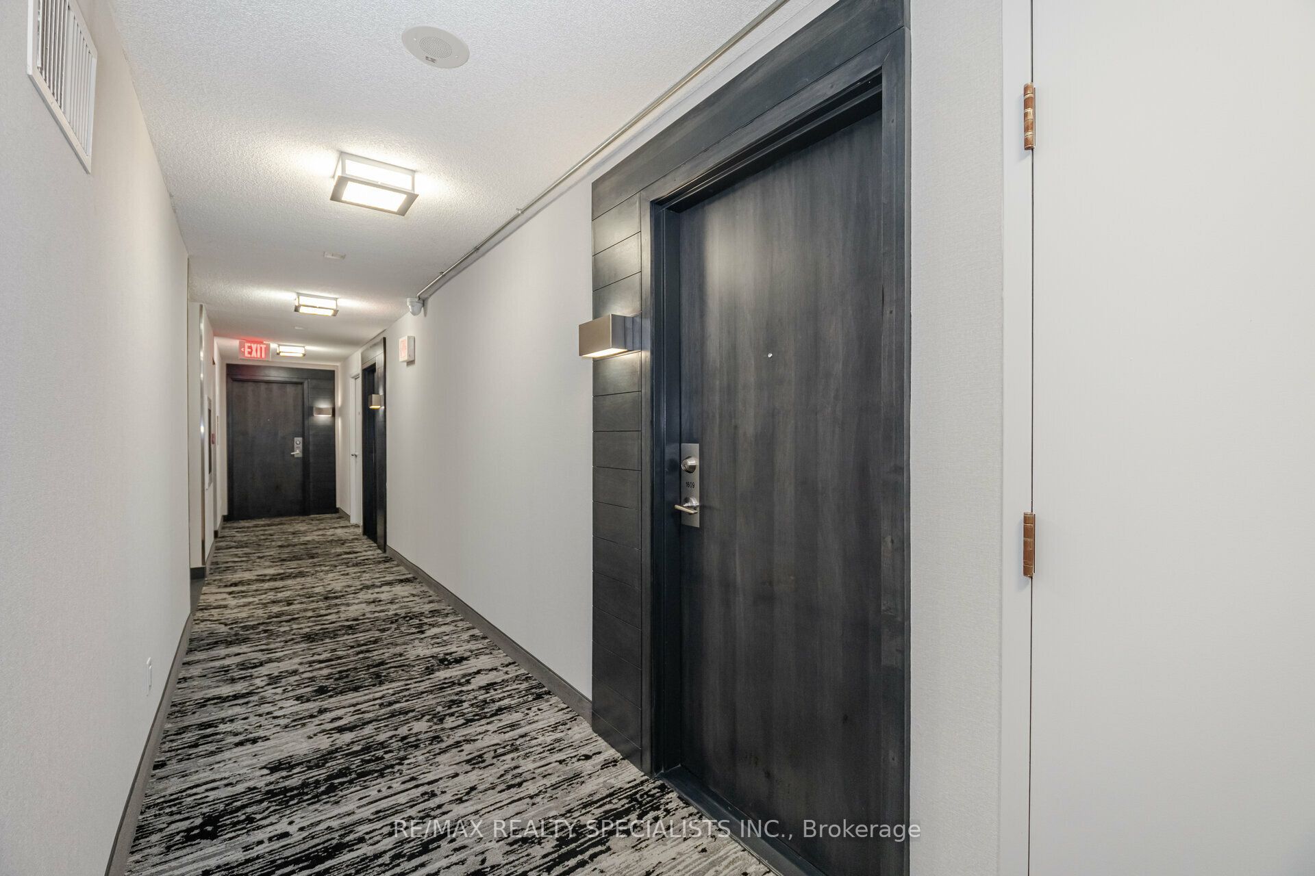 235 Sherway Gardens Road 1609, Toronto, ON M9C 0A2 photo 4