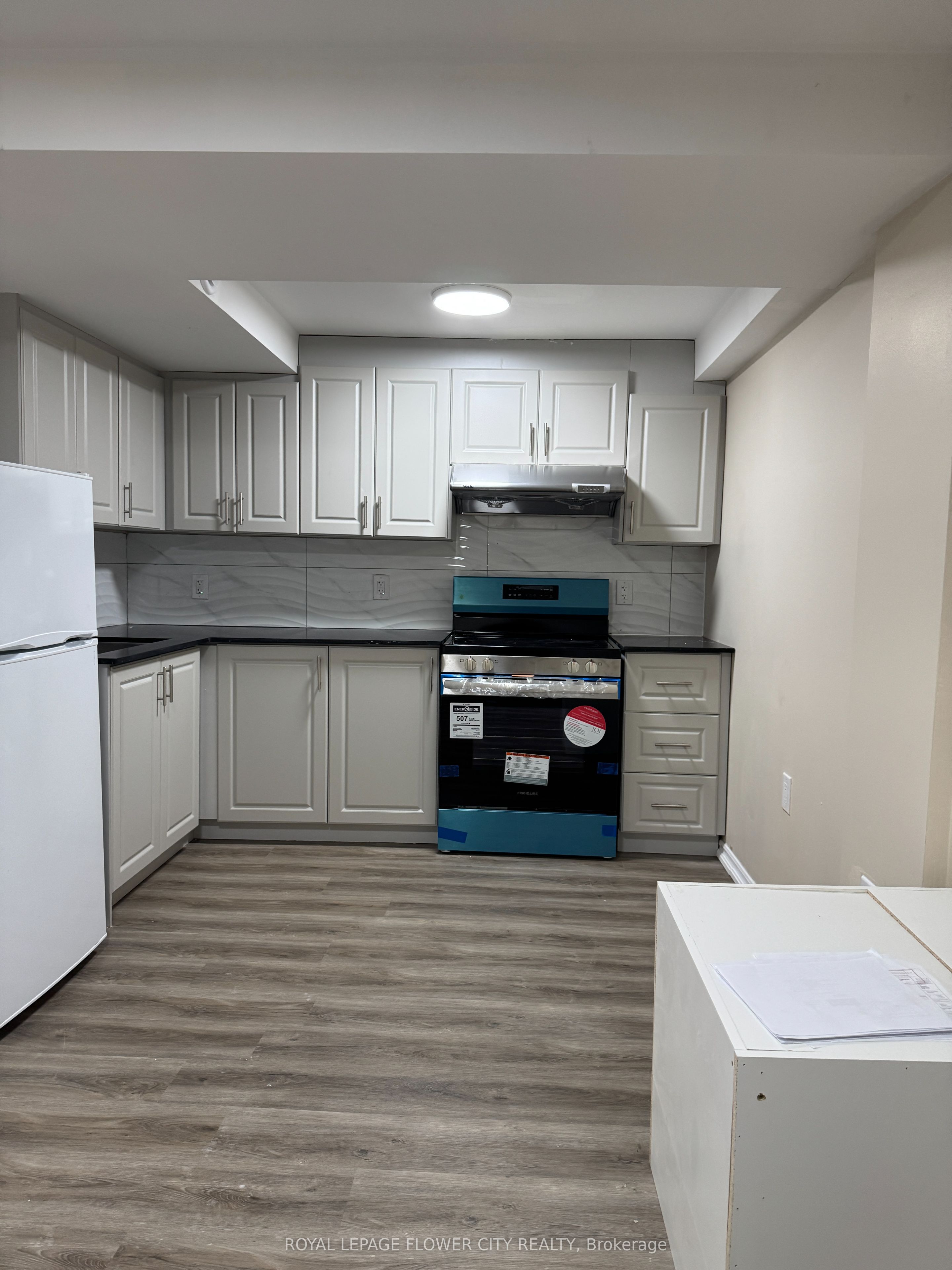 5435 Richmeadow Mews Basement, Mississauga, ON L4Z 3T5 photo 5
