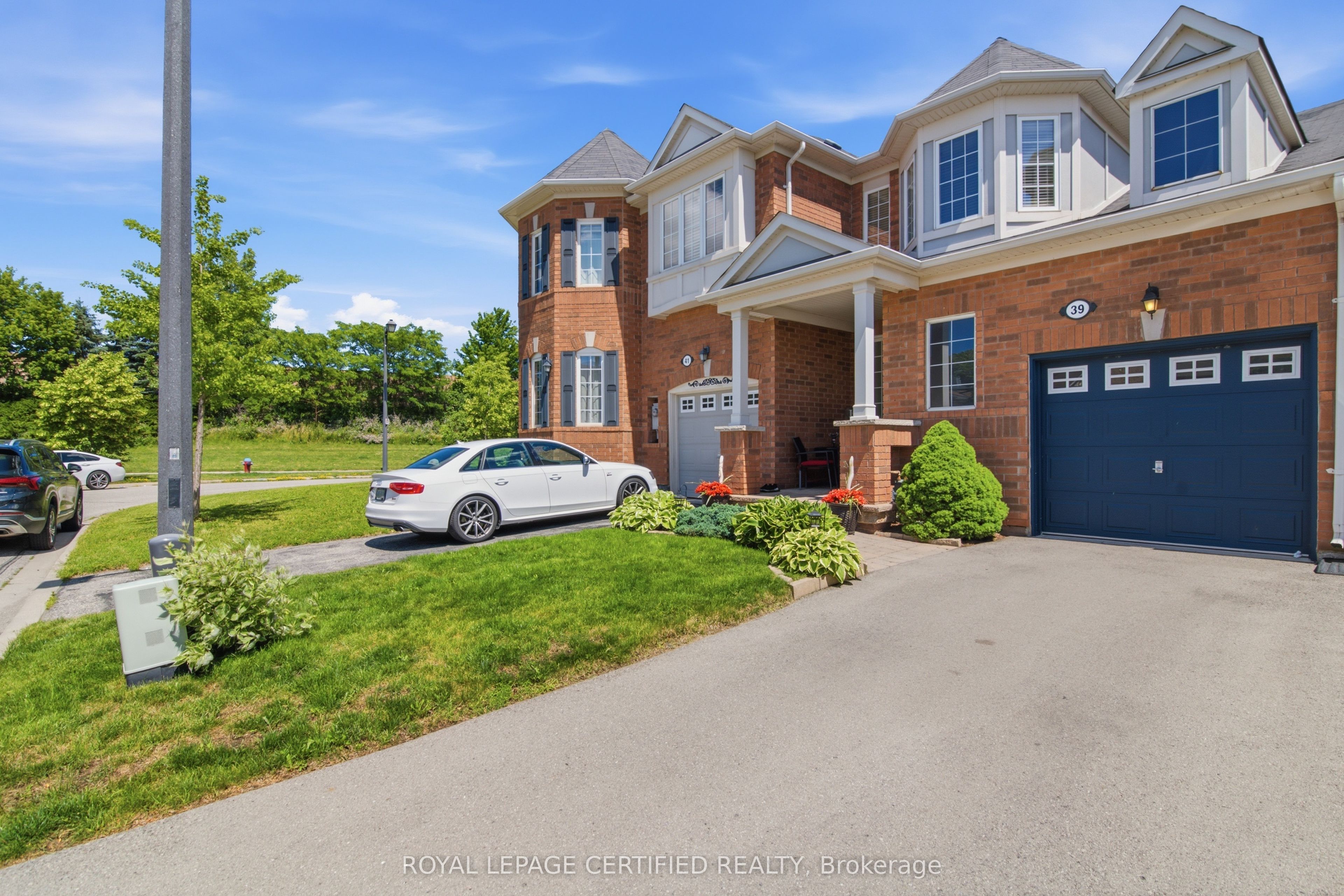 39 Van Fleet Terrace, Milton, ON L9T 0Y4 photo 3