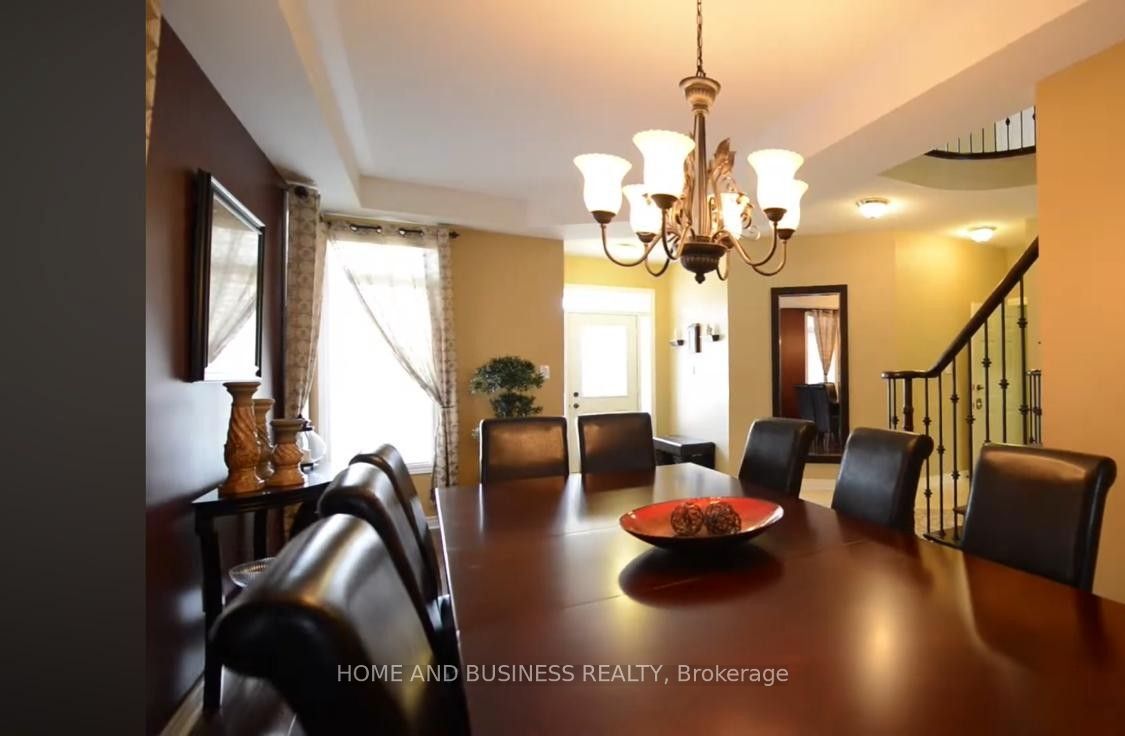 3285 Paul Henderson Drive, Mississauga, ON L5M 0H5 photo 5