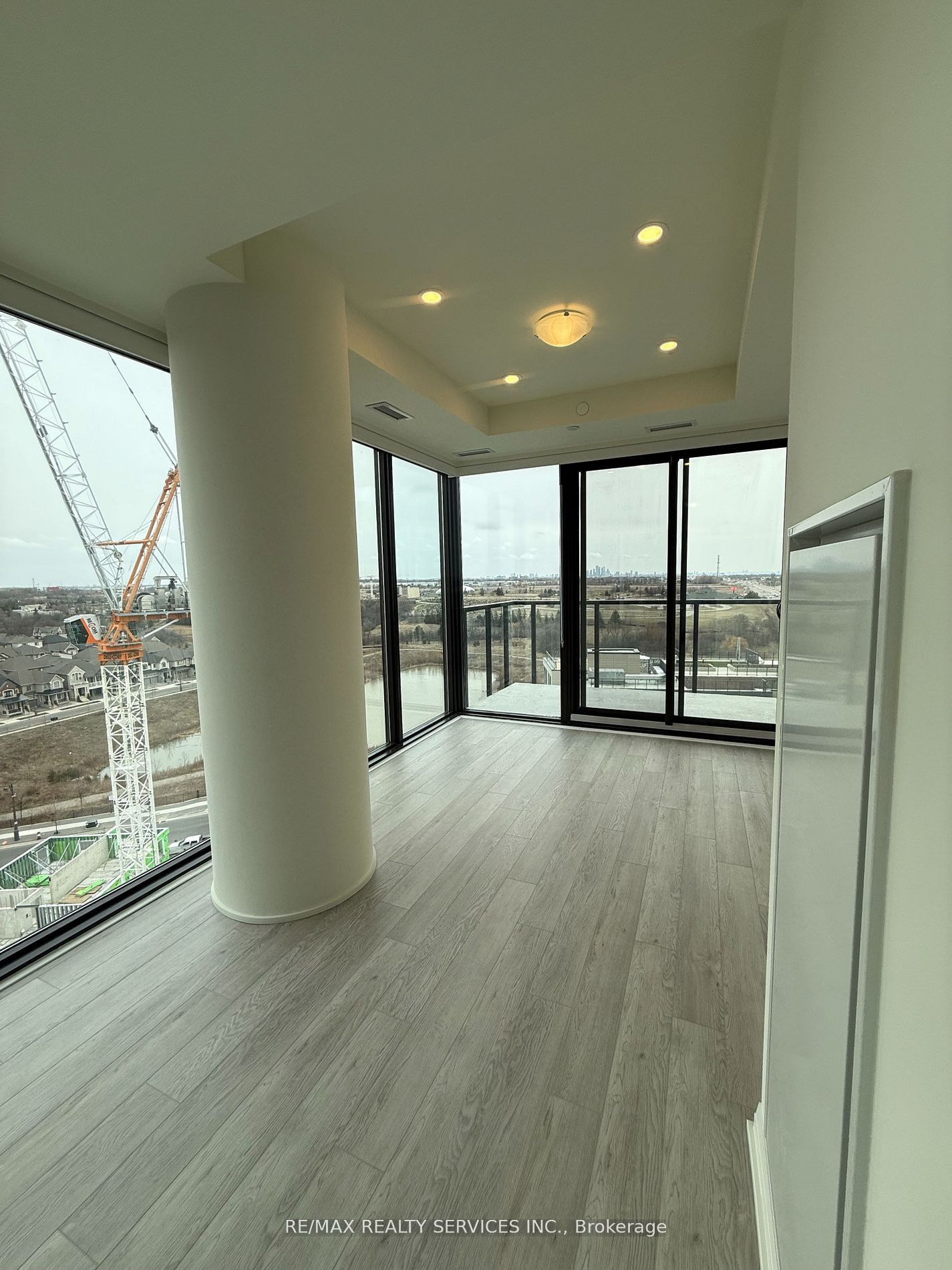 3006 William Cutmore Boulevard 1112, Oakville, ON L6H 7X1 photo 2