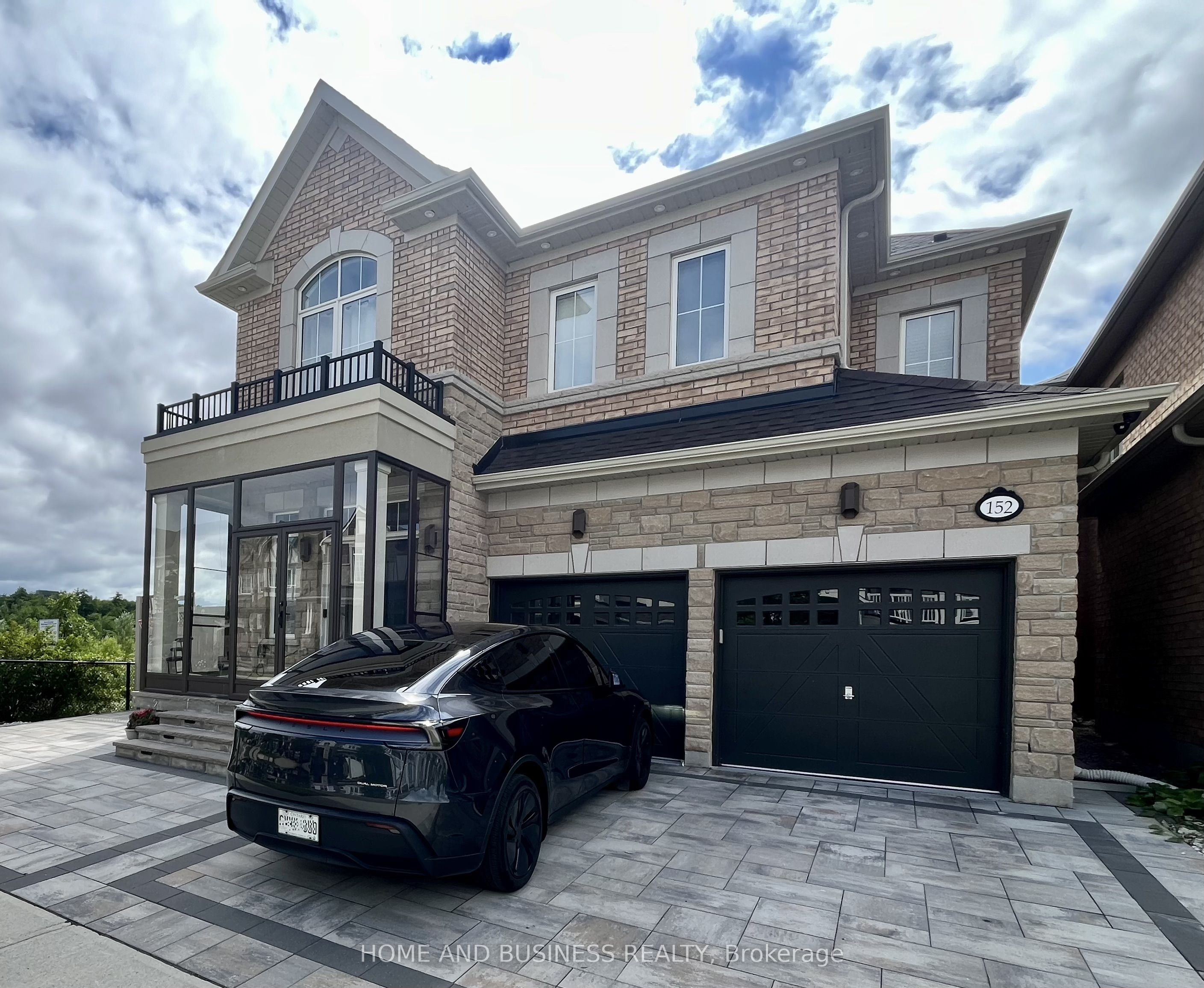 152 MARVIN Avenue, Oakville, ON L6H 0Z7